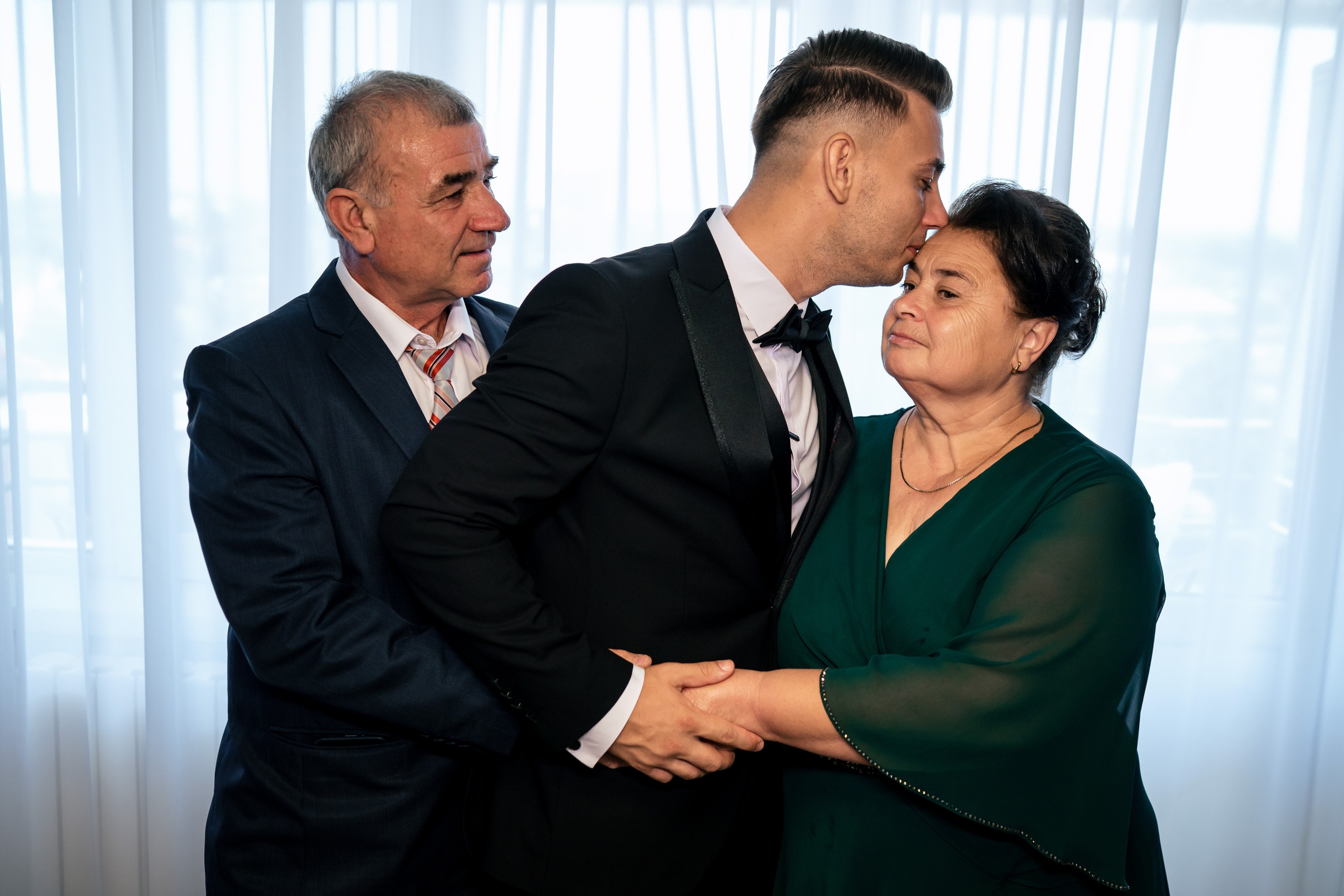 Gabriela, Stelian si Teodor. Fotograf nunta si evenimente Giurgiu