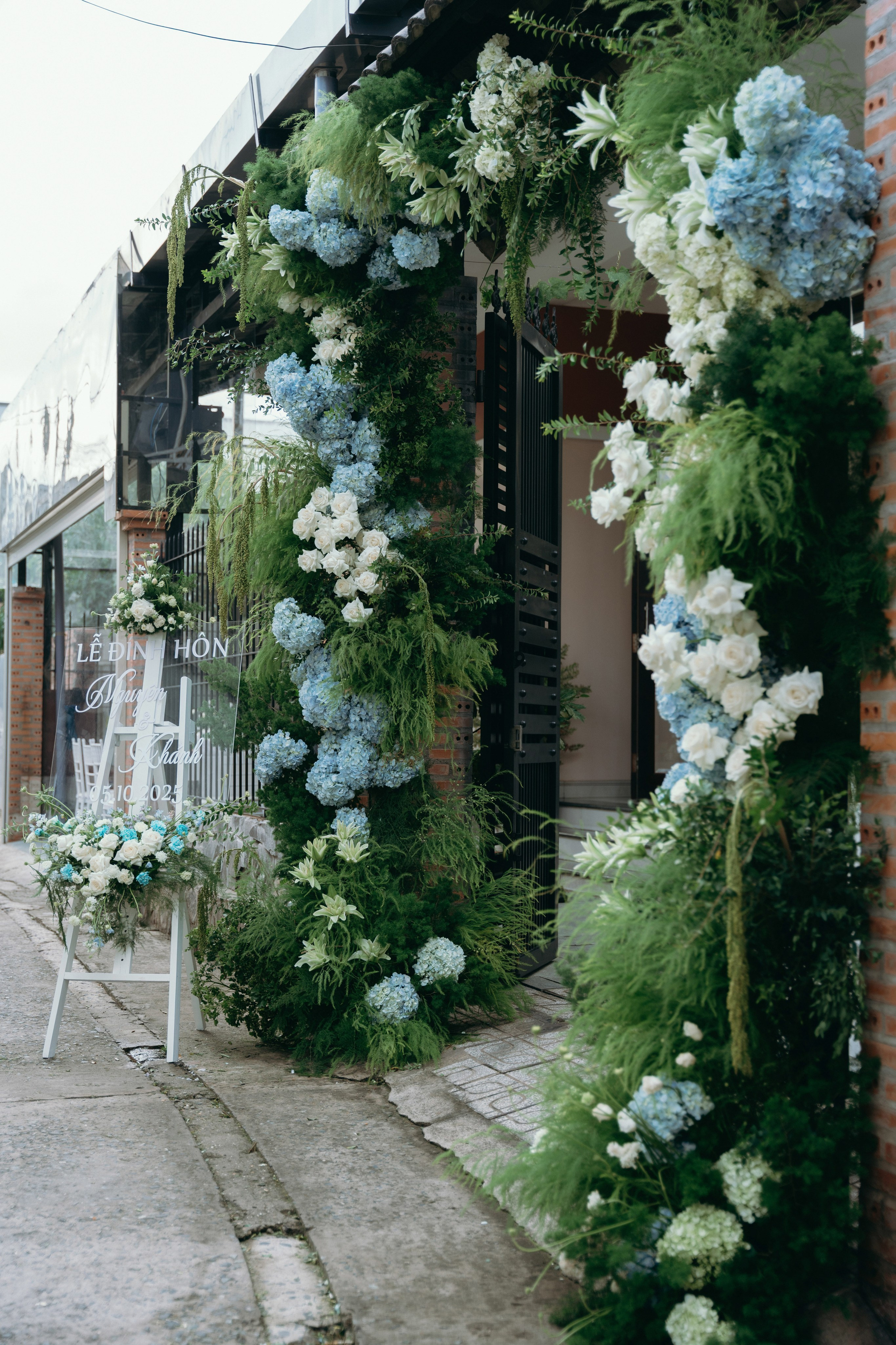 Khanh + Nguyen | Photojournalism. BenColor Studio