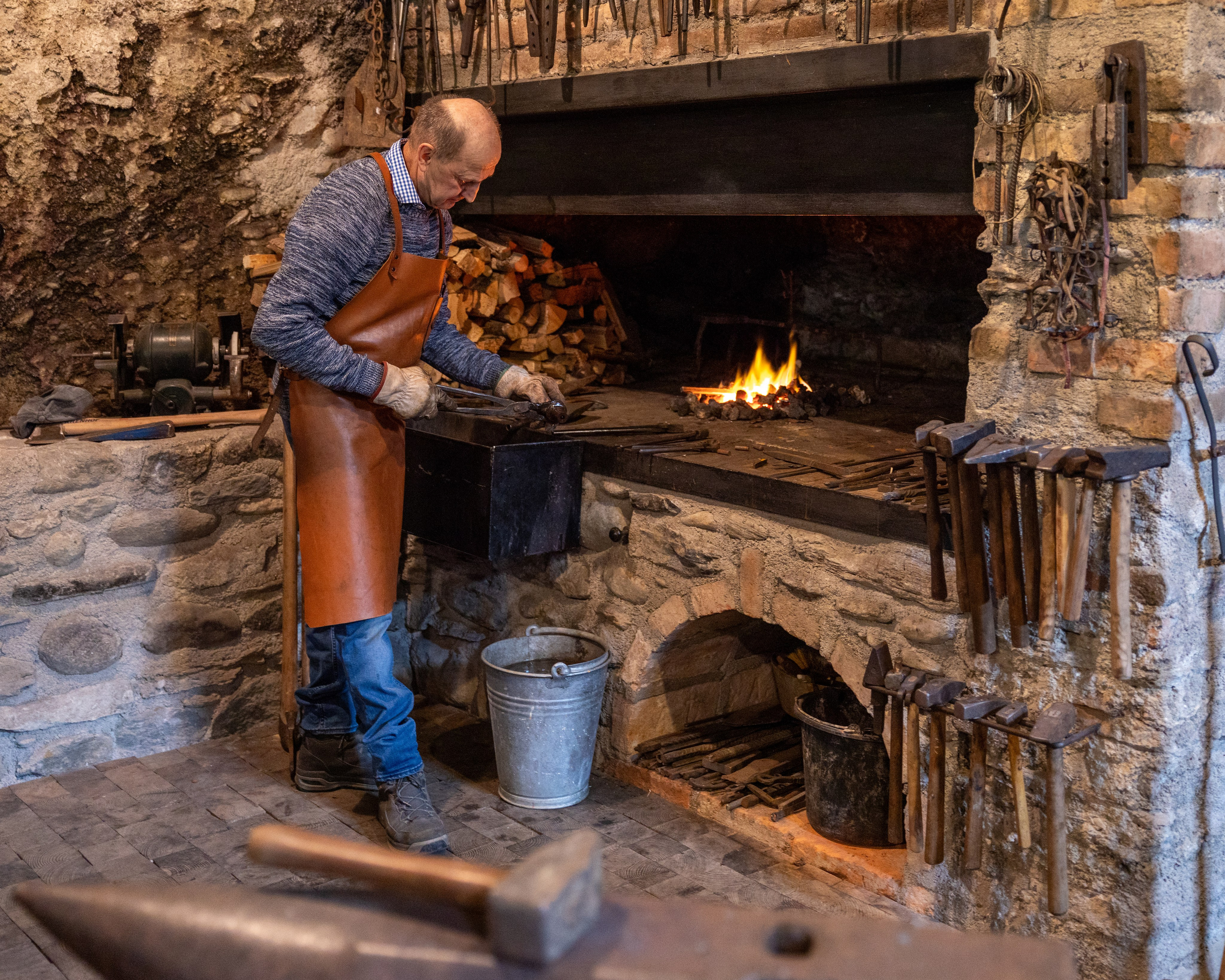 Schmied, Goldegg, 2024. Guzel Kolobova| Fotografin| Salzburg