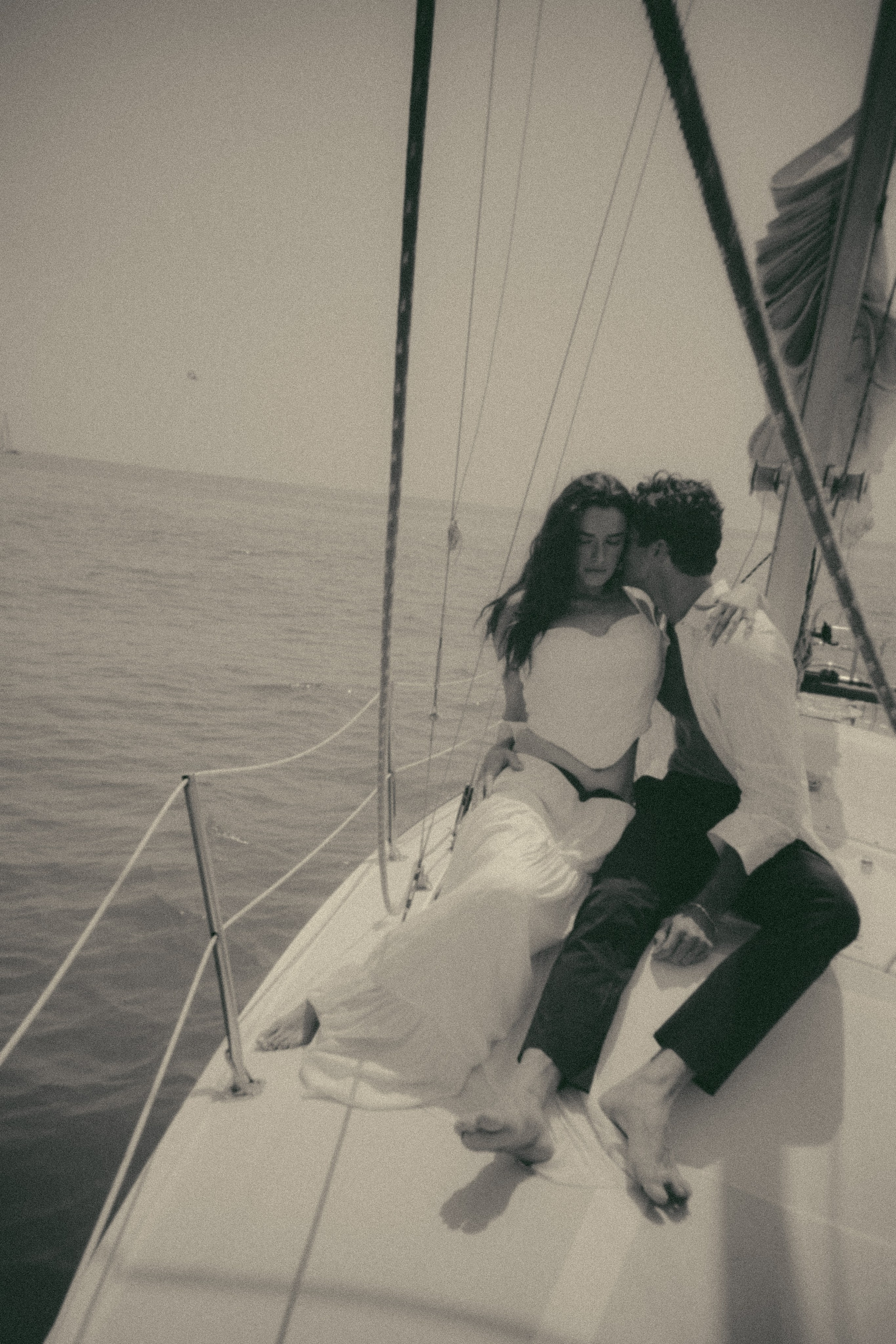 Love on the boat. Main