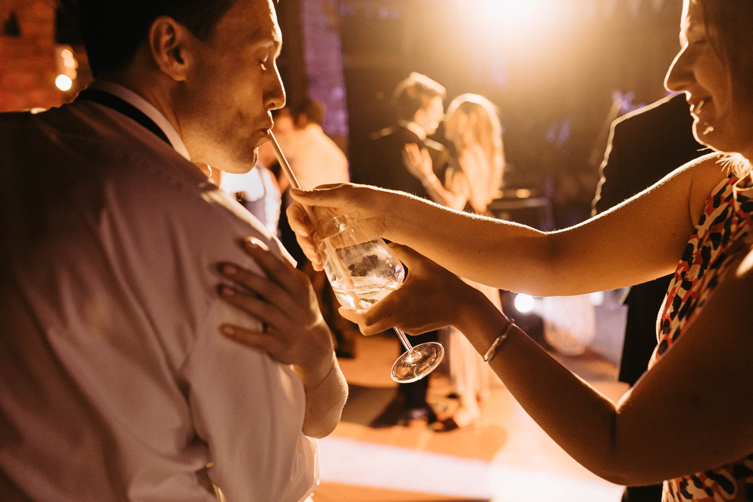 DIEVS SIRDĪ UN VĒJŠ MATOS