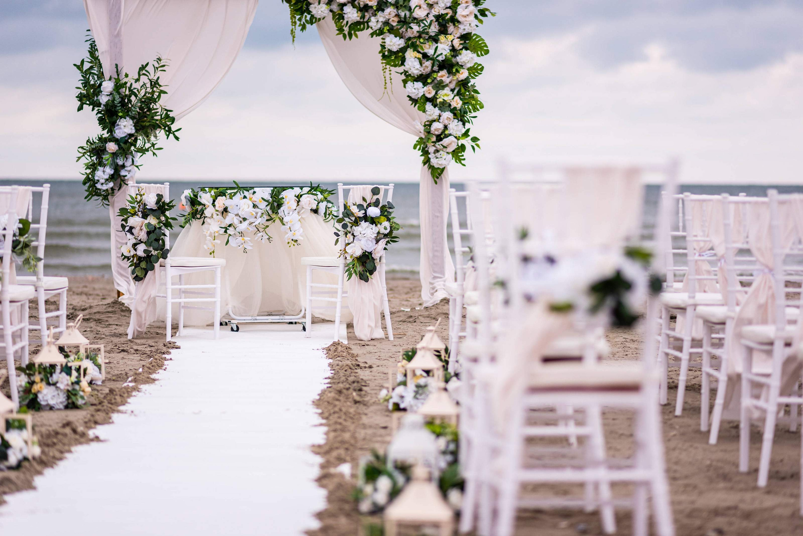 Cununie civila pe plaja Oneiro