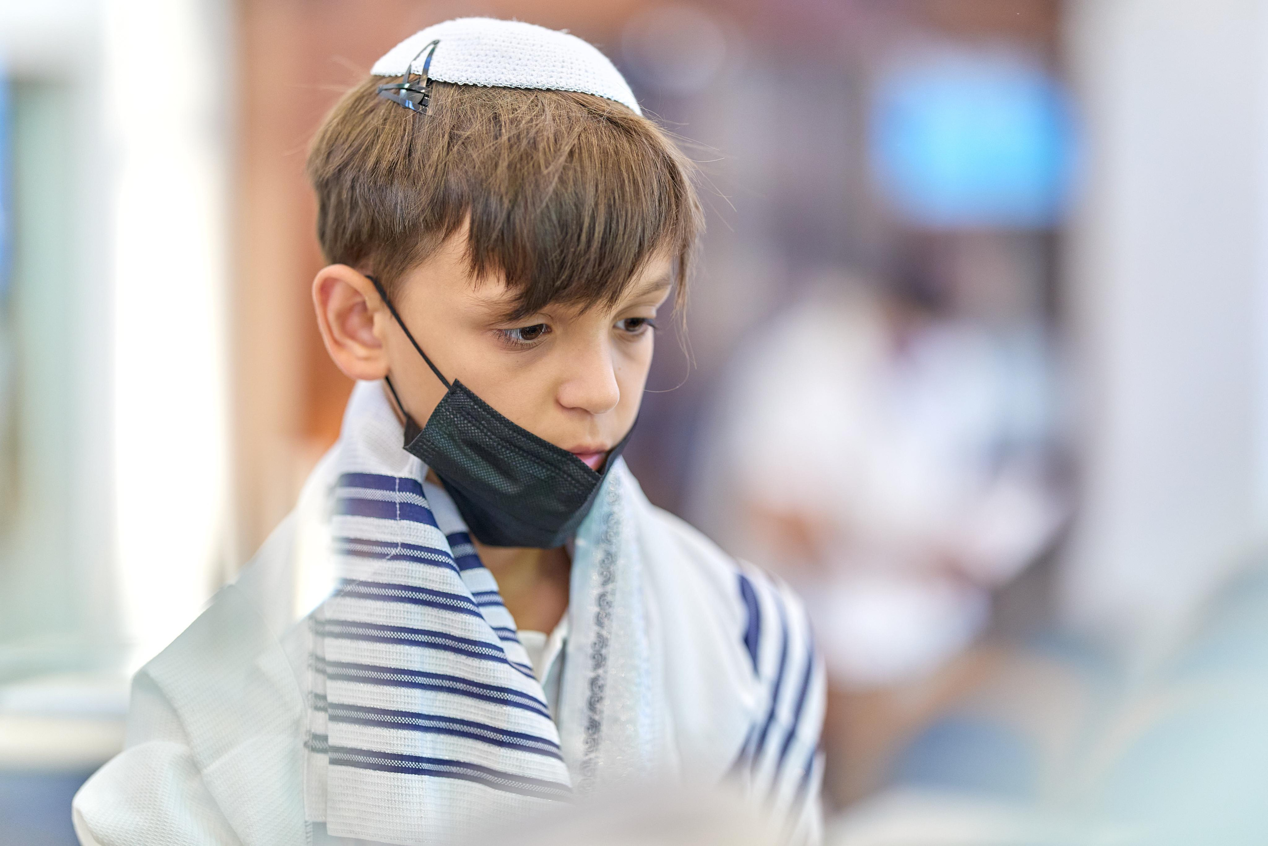 עליה לתורה. Time machine Studio