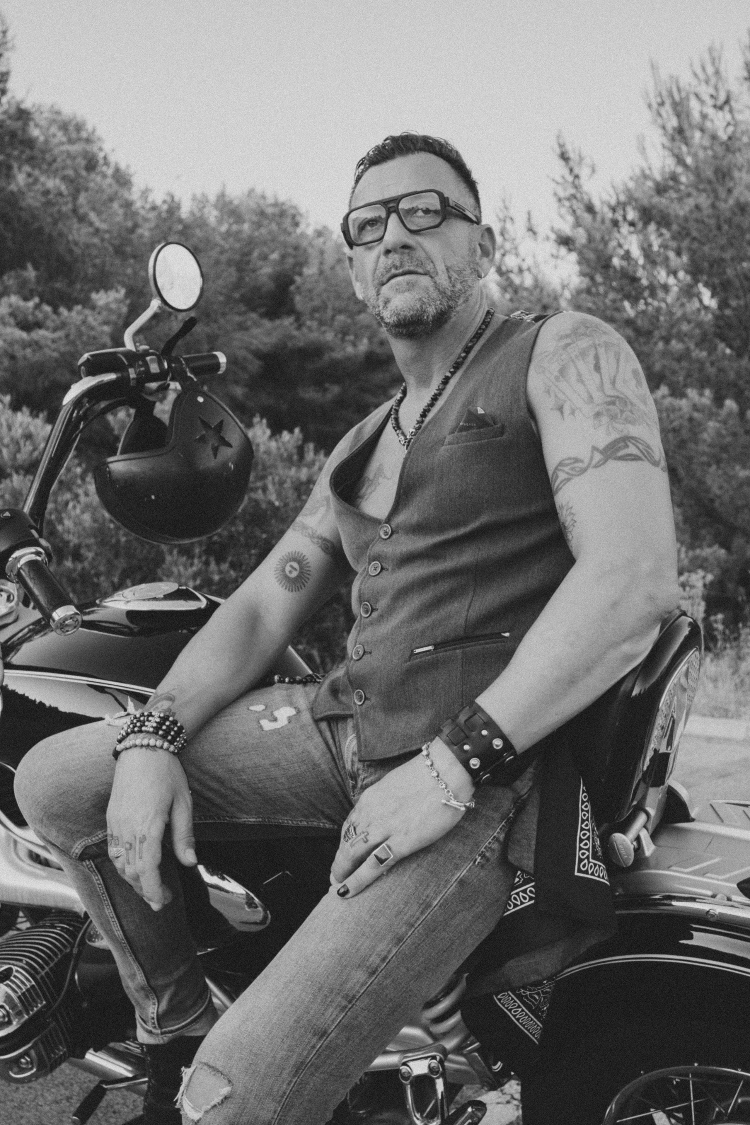 Фотосессия пары на мотоцикле. Профессиональная фотосъемка в Калафелле — Елена Медведева