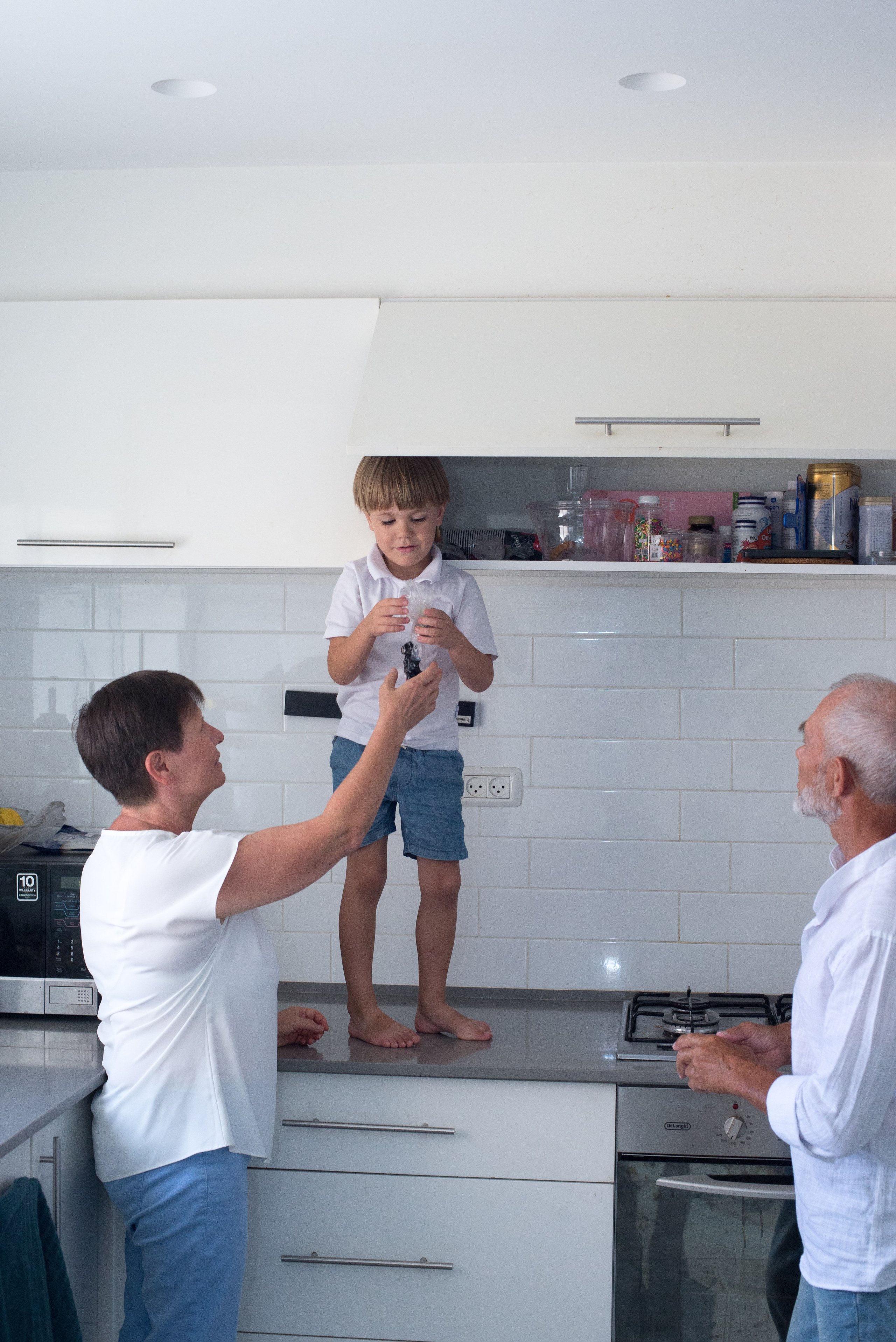 Катя, Андрей Мирон и Лео. Визуальный брендинг