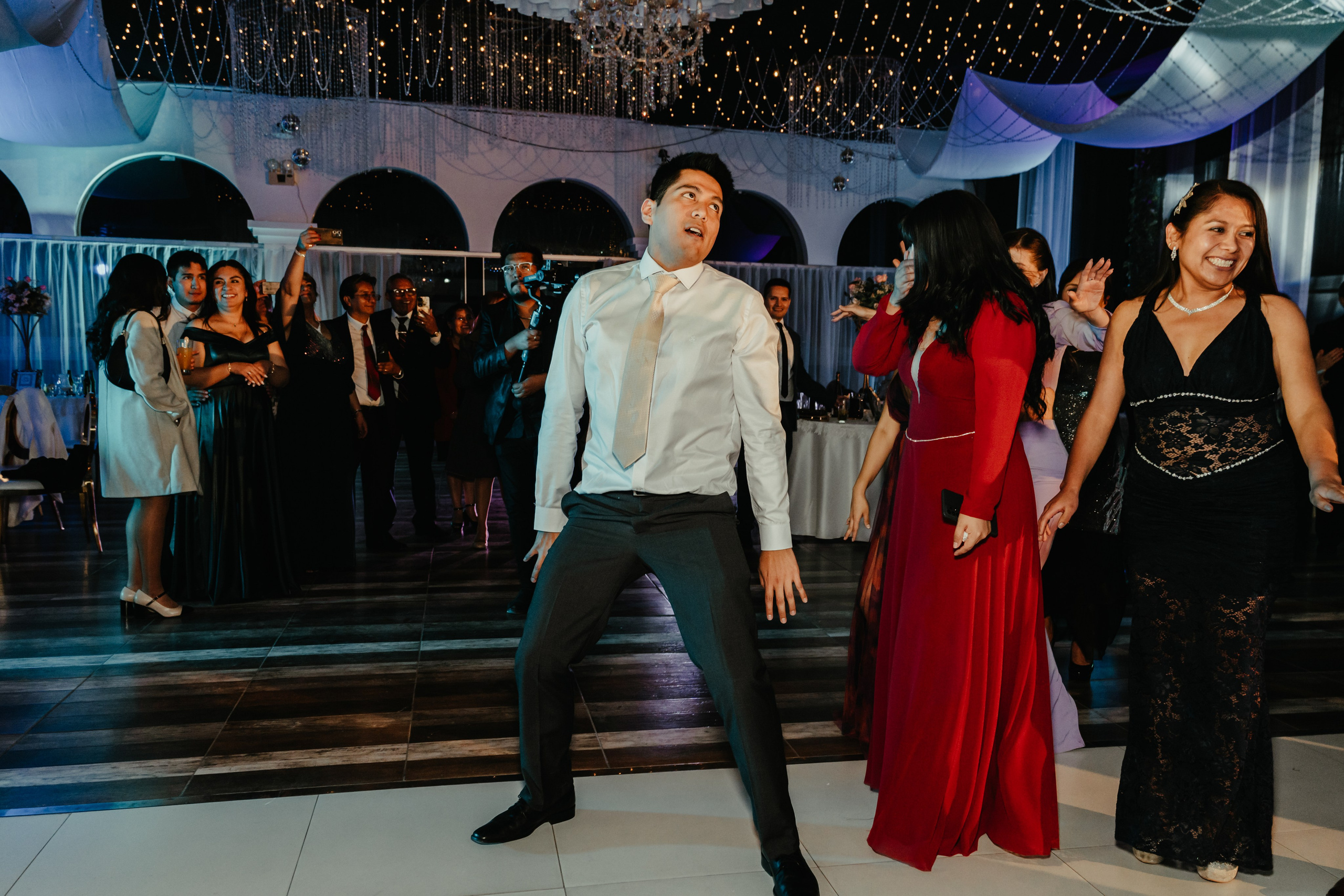 VANIA + LUIS BODA CIVIL. Studio KVTA | Fotografía y Video de Bodas en Arequipa