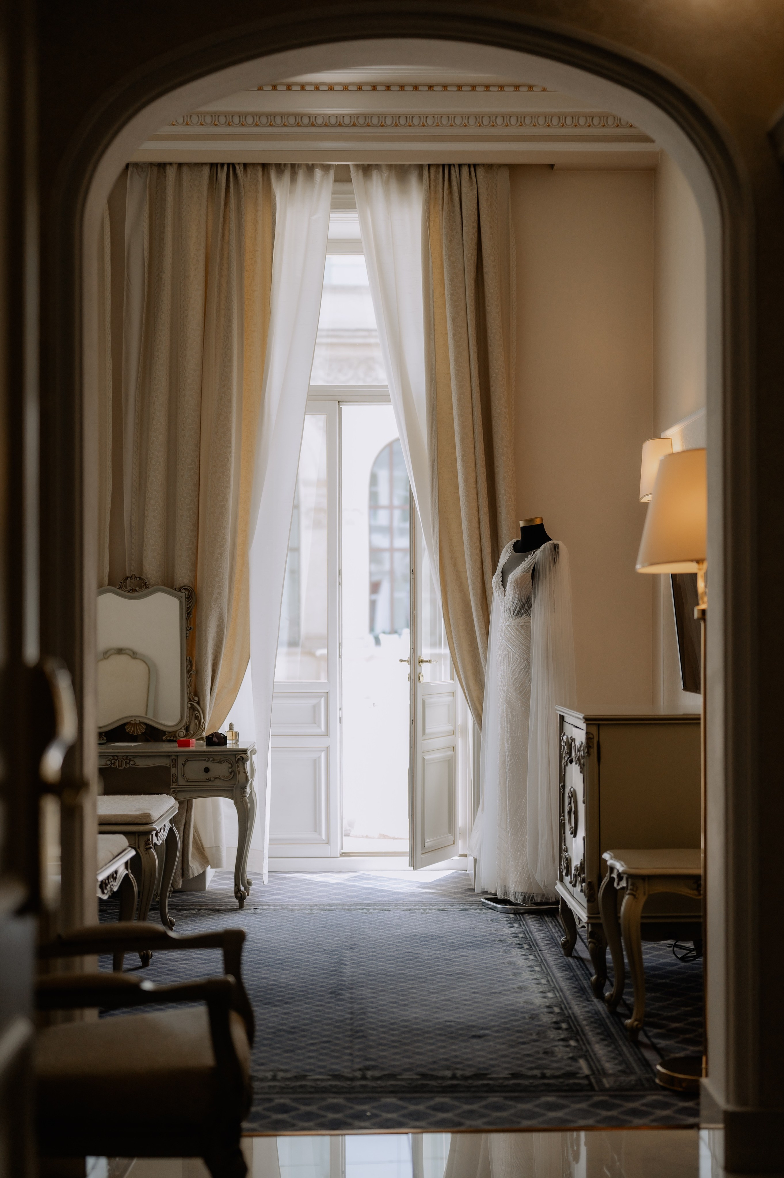 Fotograf Nunta Bucuresti la Baroque Events and Garden. Proud Vision Weddings | Wedding Photography & Film — Servicii profesionale Foto Video Nunta Iasi