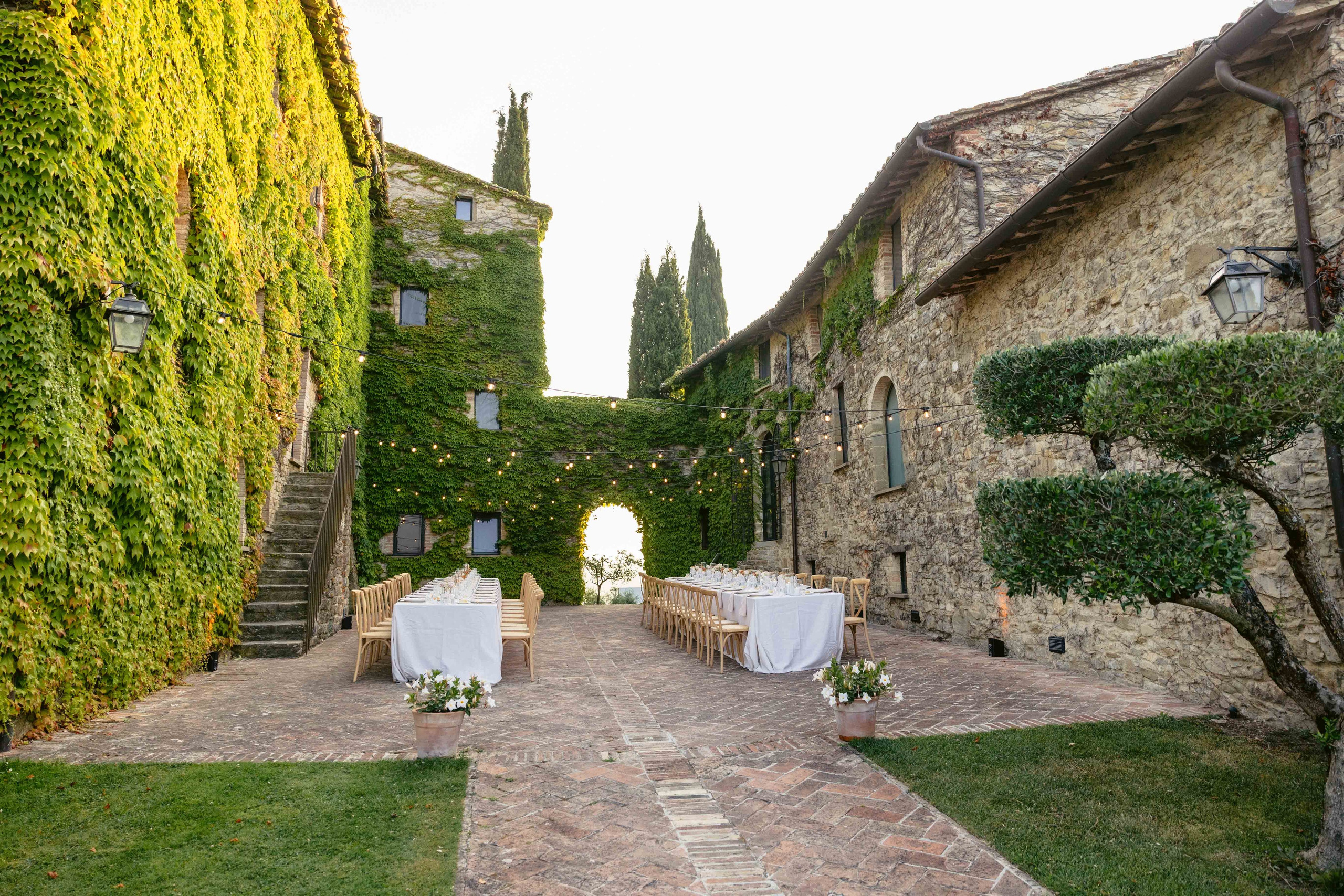 Wedding at Borgo Bastia Creti, a wedding venue in Tuscany Umbria