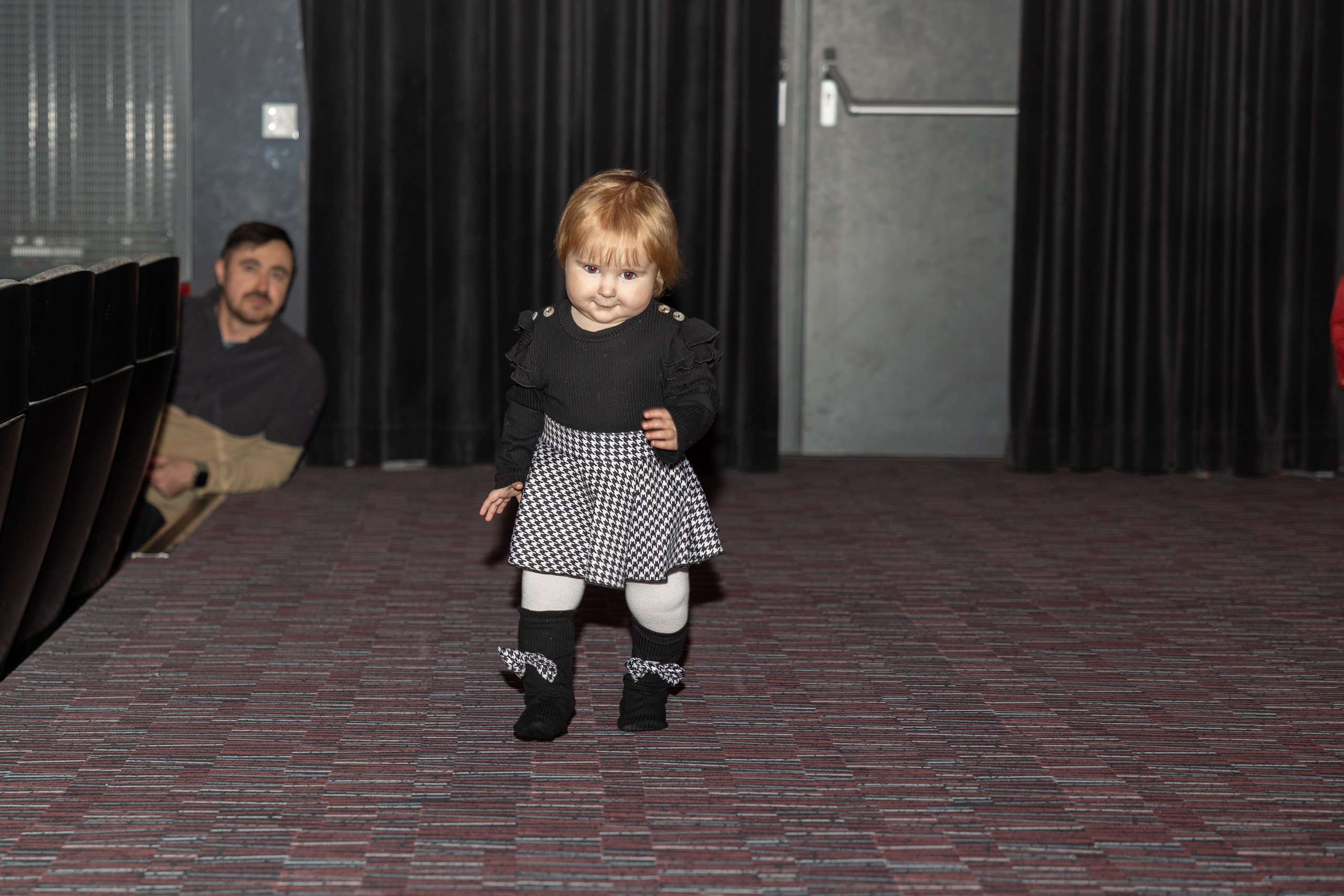 LEO DANCE SHOW WINTER 2025. Семейный и детский фотограф в Варшаве Мила Бобровская