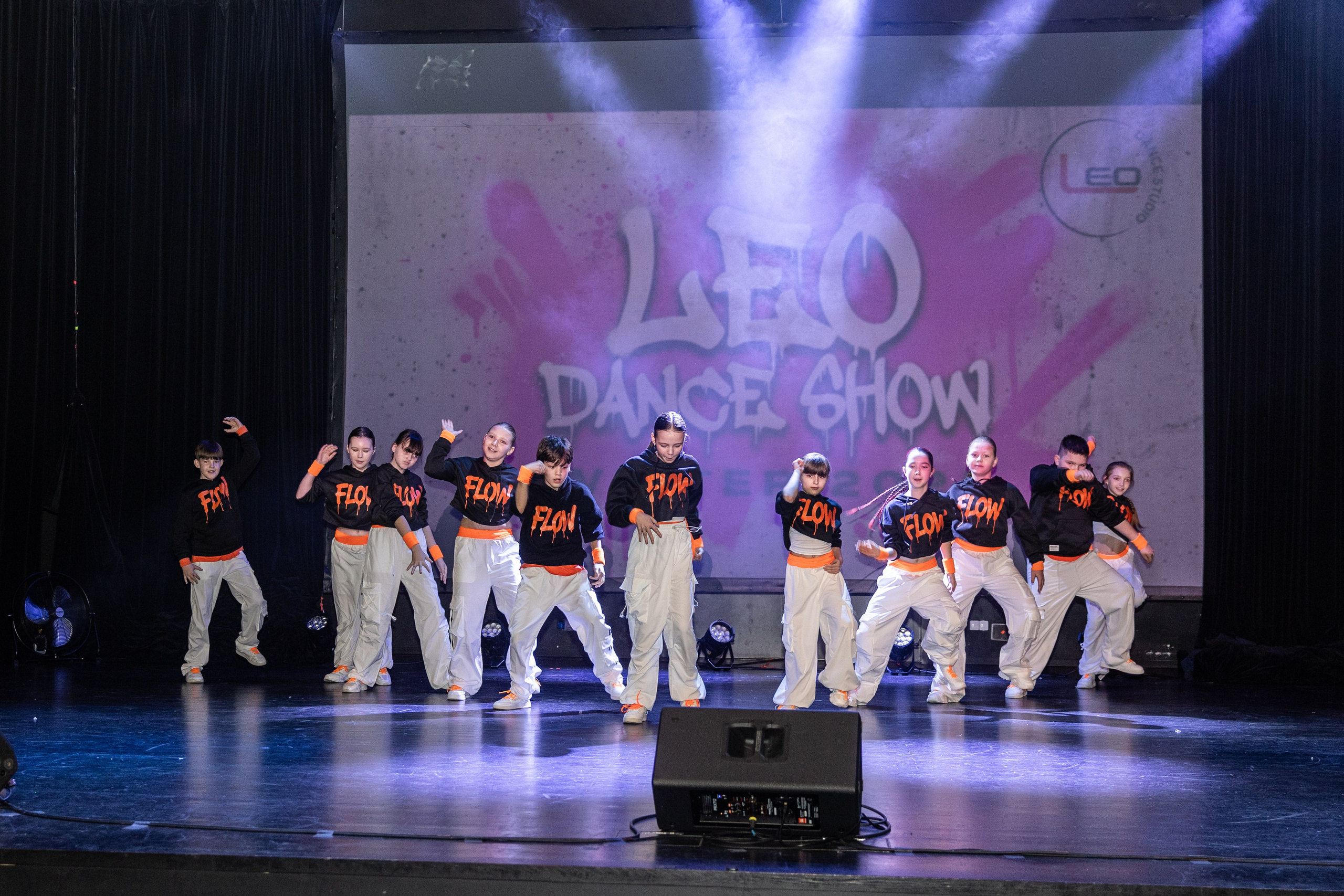 LEO DANCE SHOW WINTER 2025. Семейный и детский фотограф в Варшаве Мила Бобровская