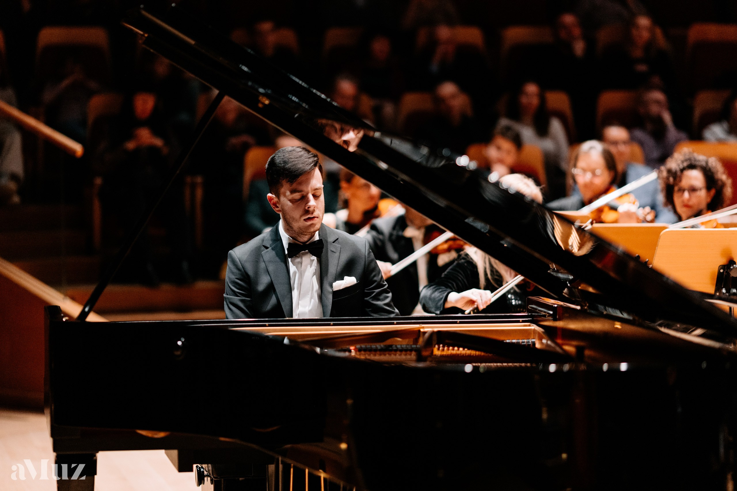 Koncert dyplomantów aMuz w Polskiej Filharmonii Bałtyckiej. Fotograf Ślubny Warszawa - Sesje Biznesowe Rodzinne Eventy