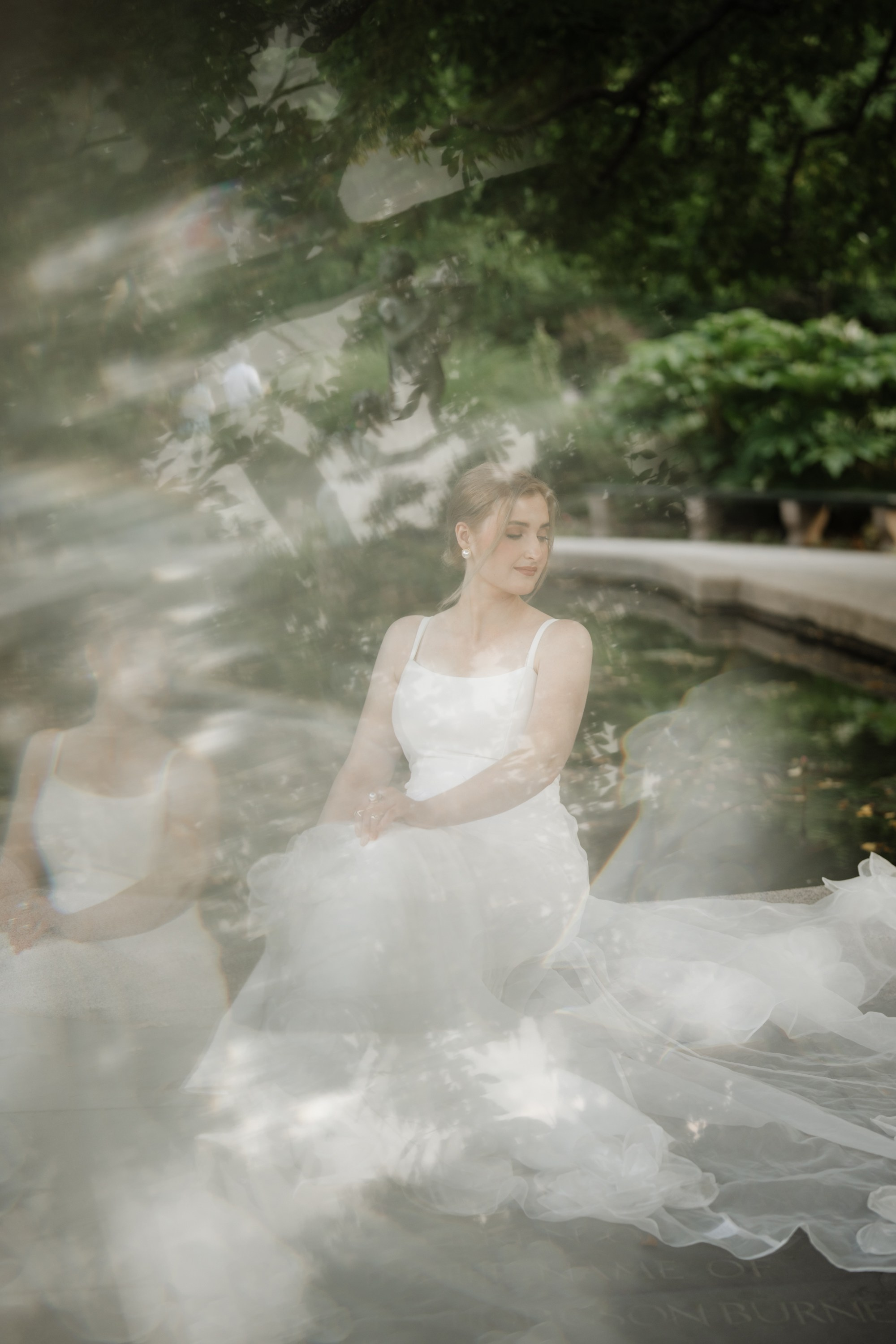 Natalie as a Runaway bride. Portrait and wedding photographer in New York
