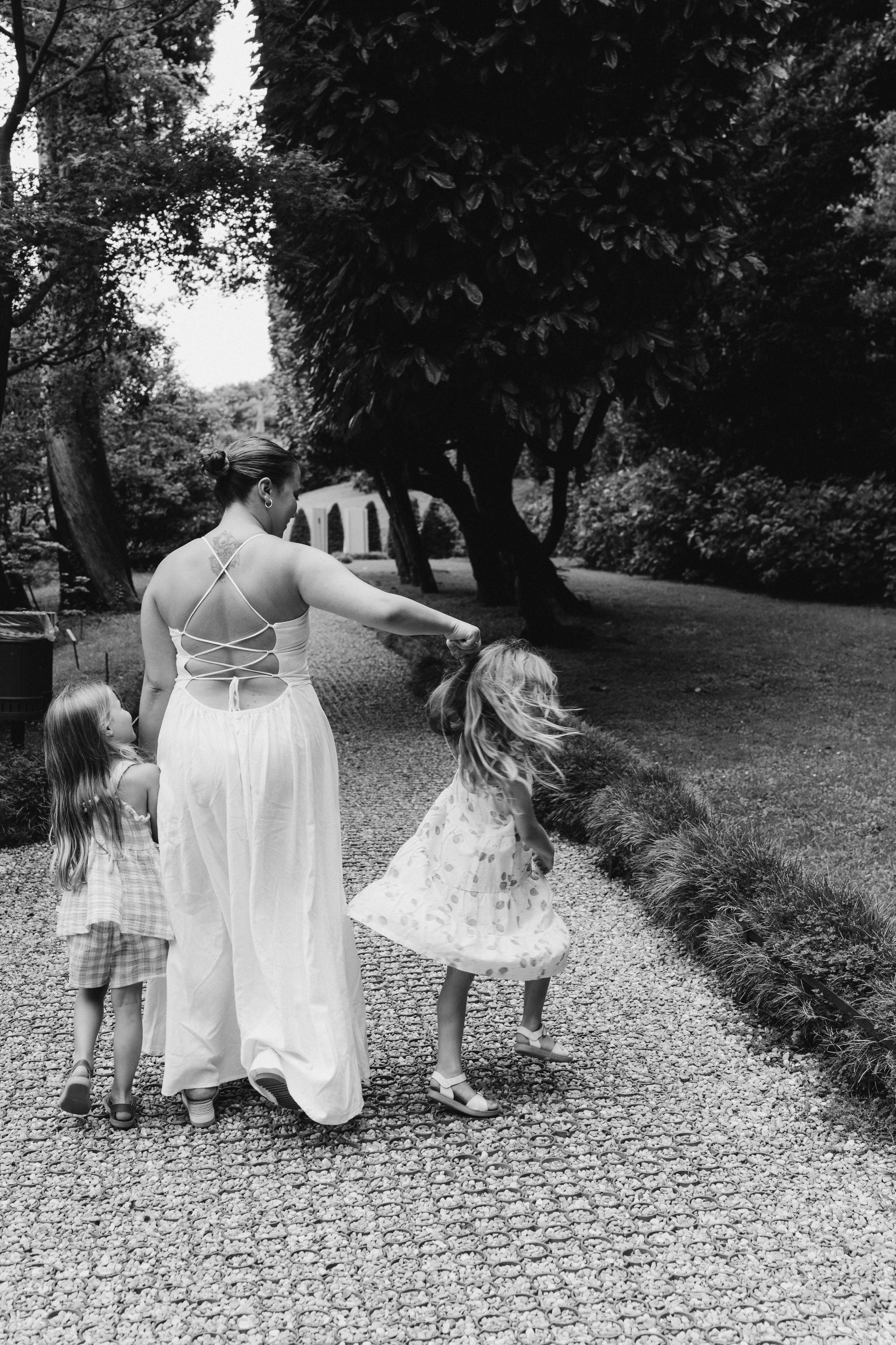 Family moments in Como Lake. PHOTOGRAPHER IN ITALY