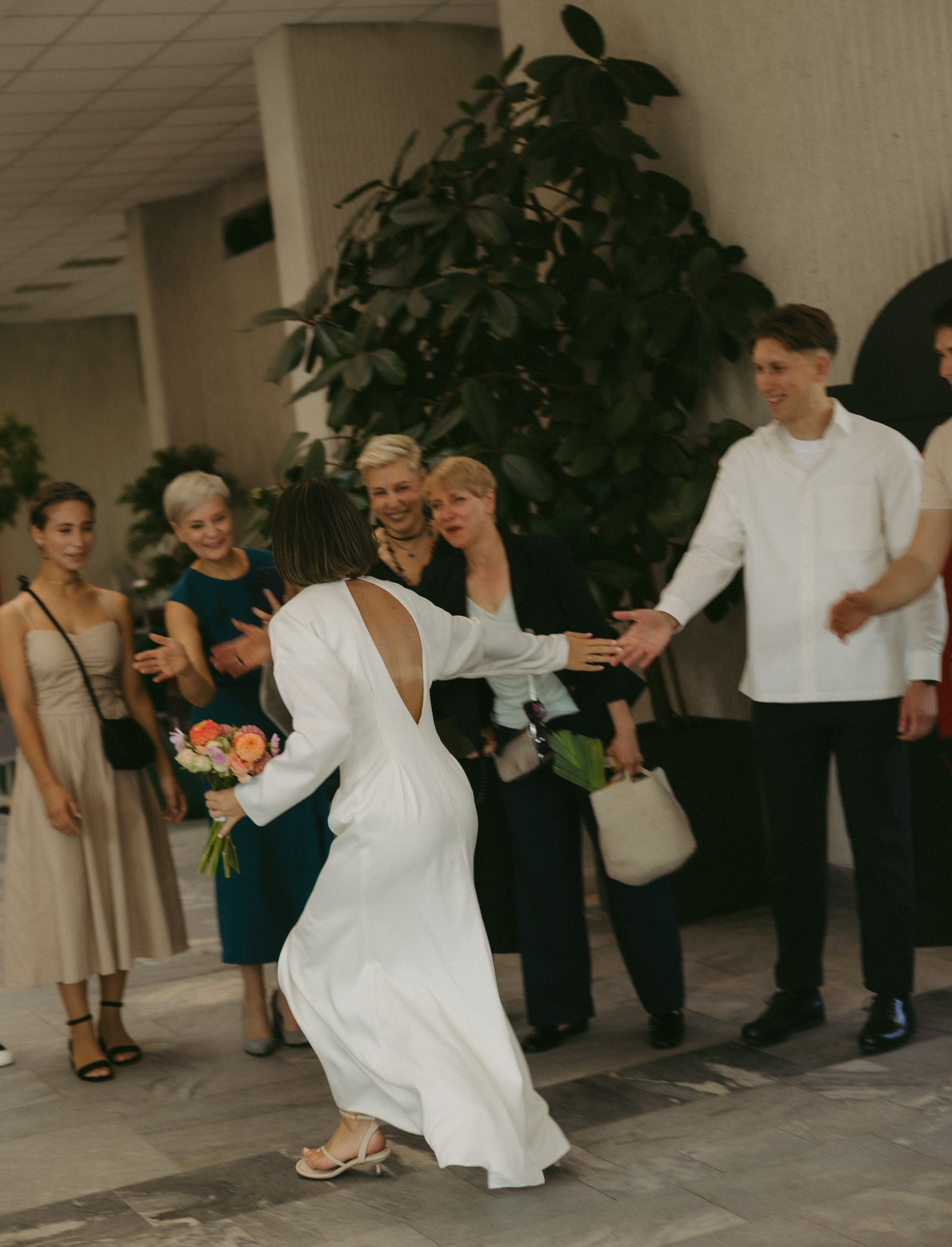 Miglė ir Mindaugas | 2024 | MIESTO VESTUVĖS. Vestuvių ir šeimų fotografė Lena Bondarenko / belove photo