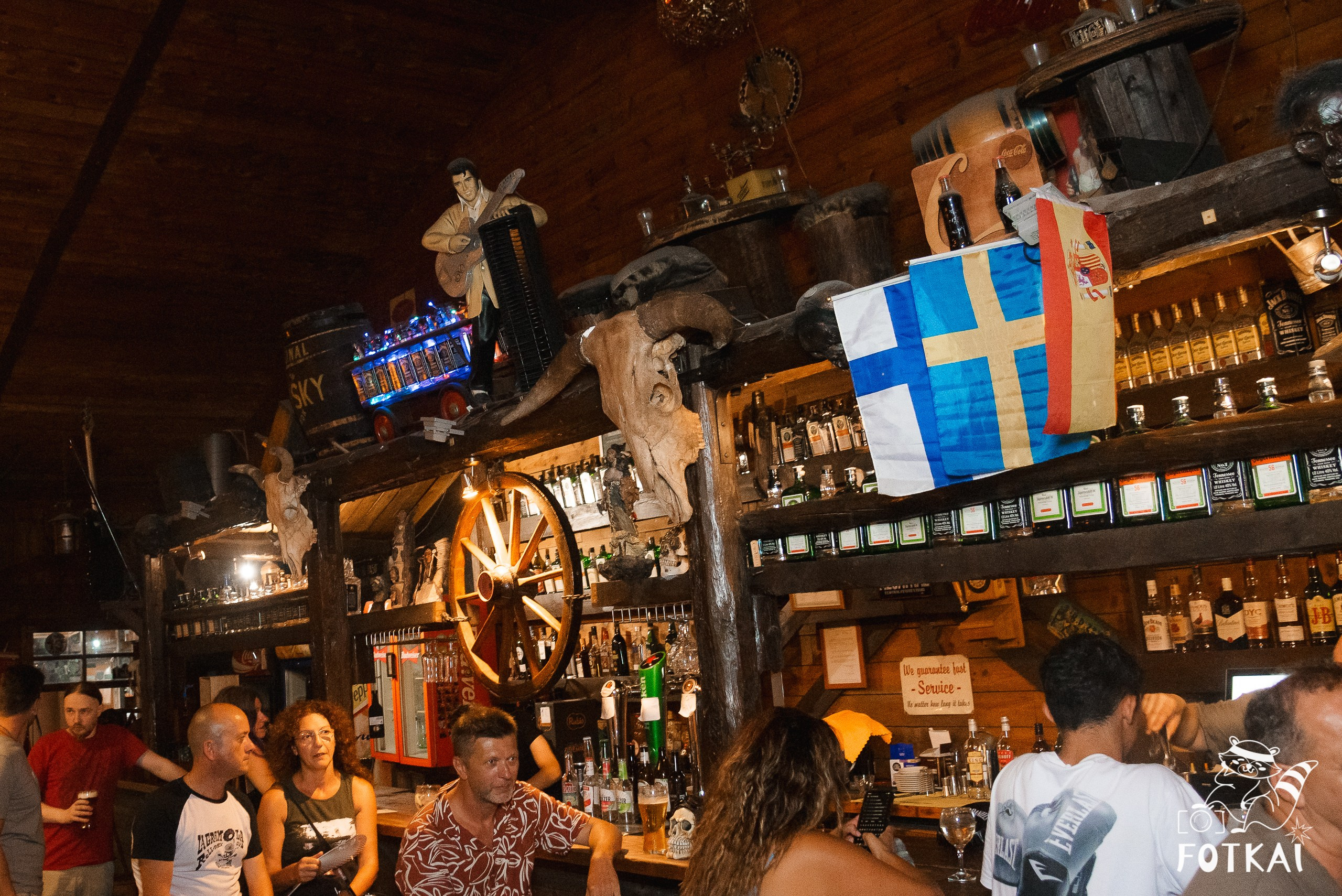 Reportaje fotográfico de FOTKAI | Café Bar El Paso | Torrevieja, España, 4 de julio de 2025