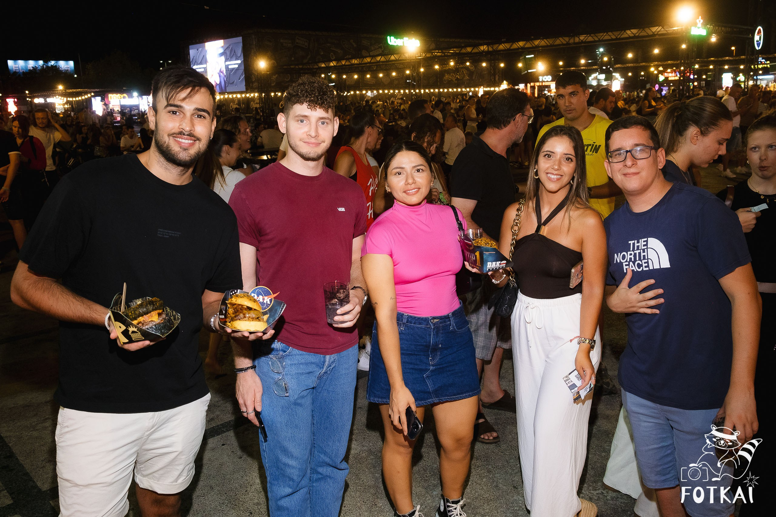 The Champions Burger en Torrevieja: Reportaje fotográfico 22.08.25 | FOTKAI