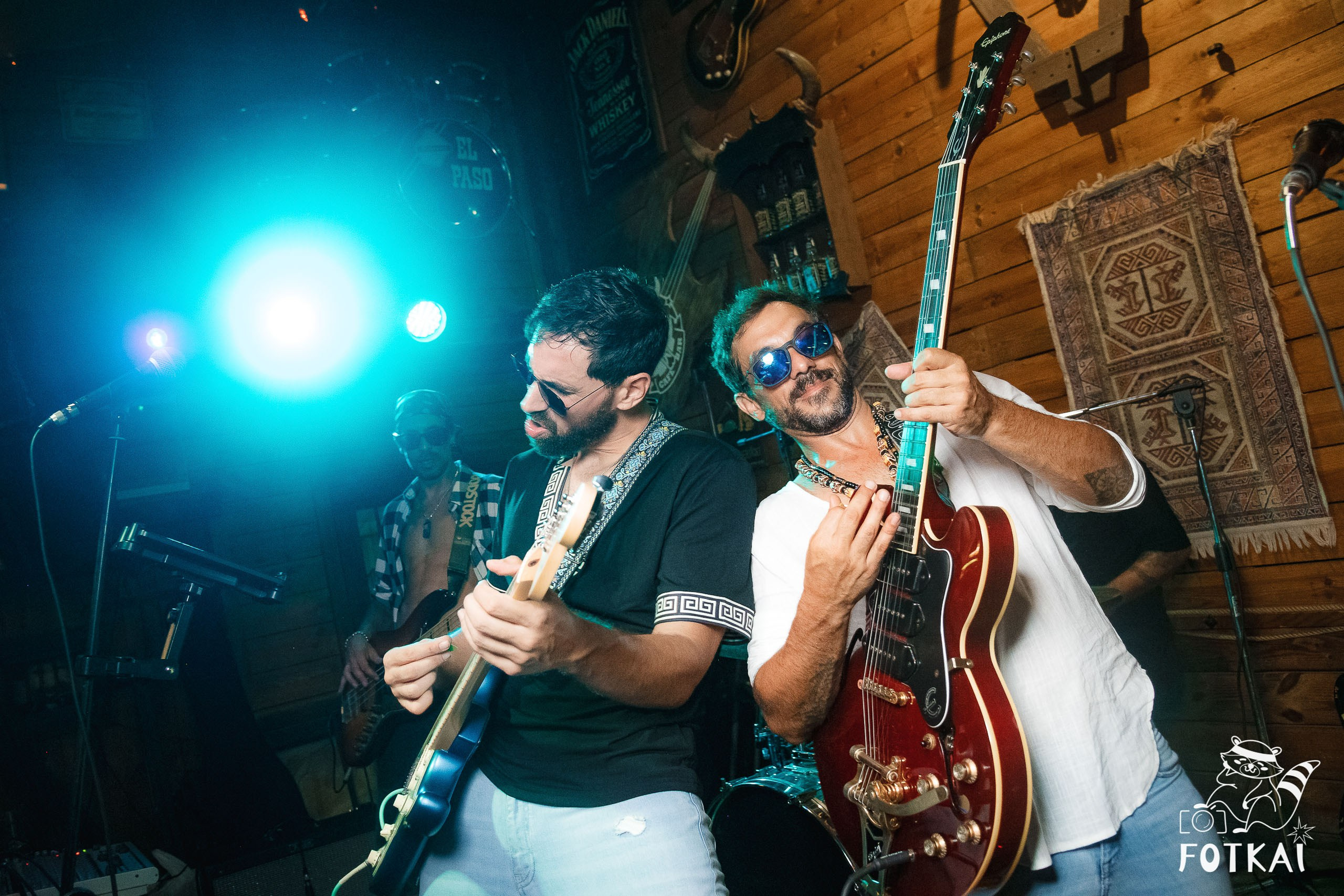 Stones of the Coast en El Paso Rock Bar Torrevieja: Reportaje fotográfico 20.09.25 | FOTKAI