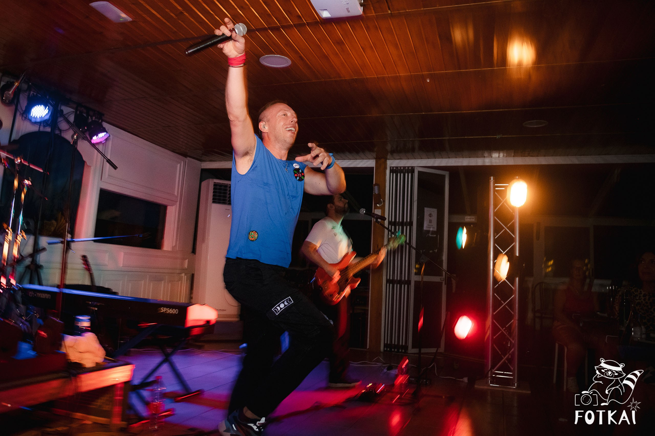 Ultimate Coldplay en Restaurante Los Cucalos: Reportaje fotográfico 17.09.25 | FOTKAI