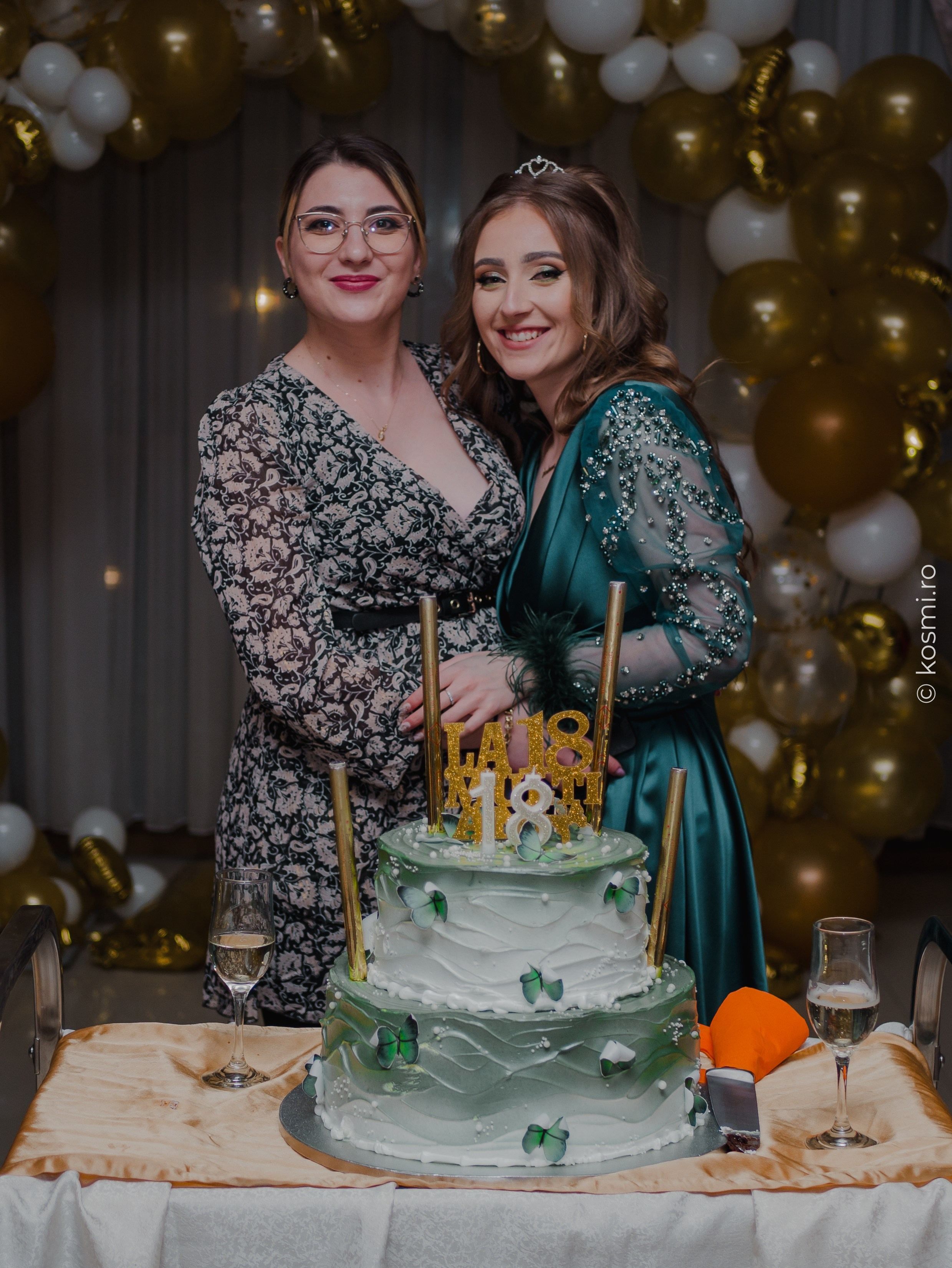 Majorat Andreea. Kosmi