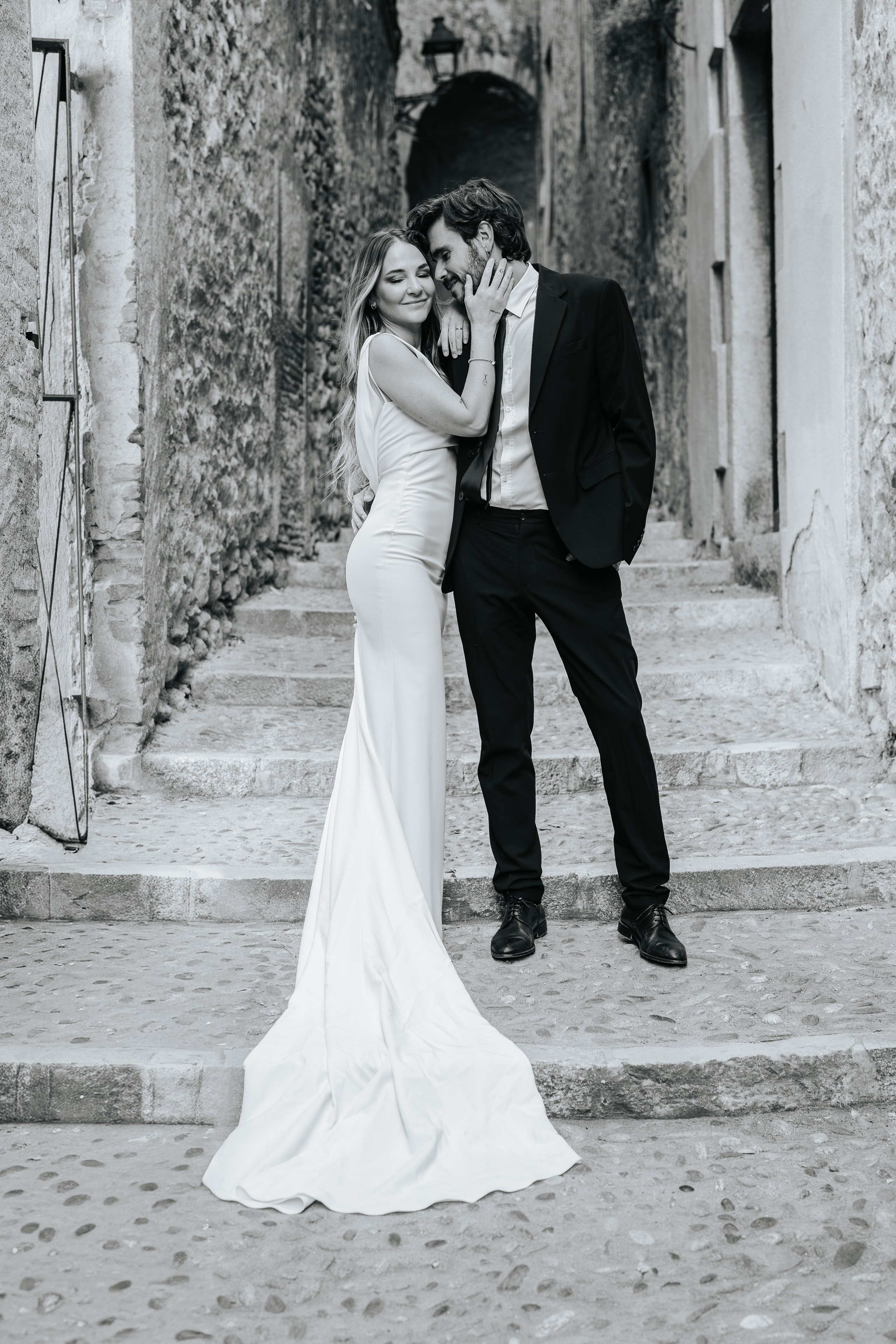 Barbara+Carlos, Girona, Love story. Wedding photographer in Catalonia