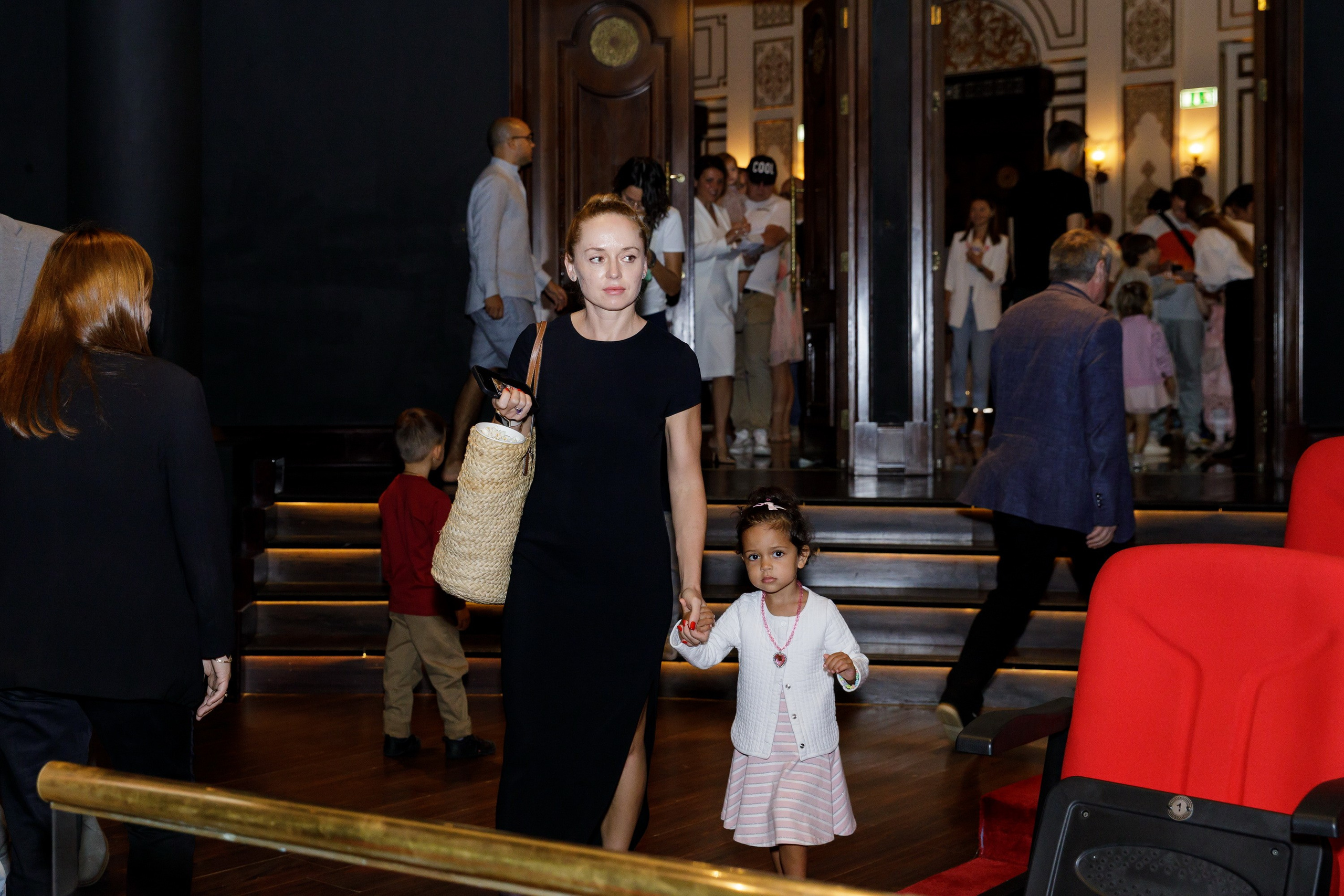 Новогодняя сказка для журнала Русские Эмираты, Дубай 2024. Фотограф Анна Кучерявая | Свадьбы и мероприятия в Дубае