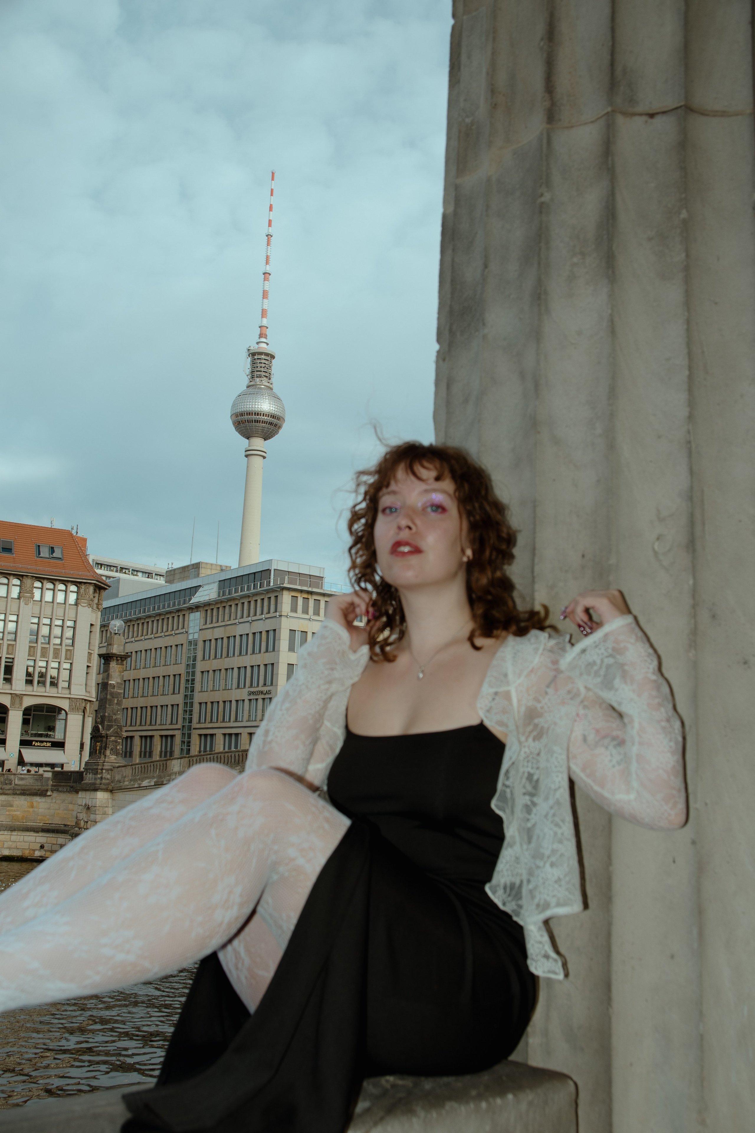 Digital Shooting with Maria. Portrait Photographer Ekaterina (Katja) Shishko, Berlin