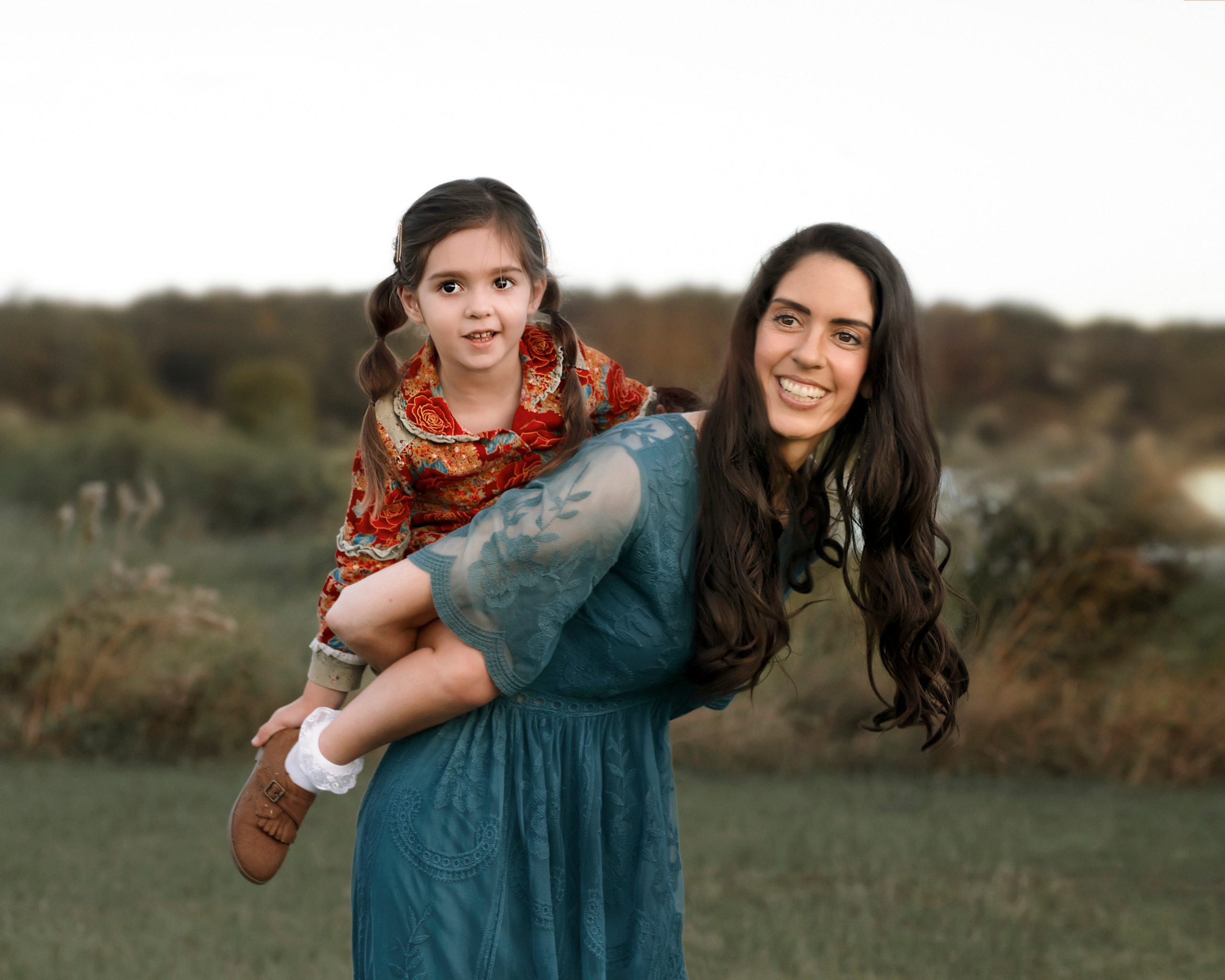 3 generation of beauty. Portrait, kids and family photographer in Wesley Chapel Alina Alice Osipova