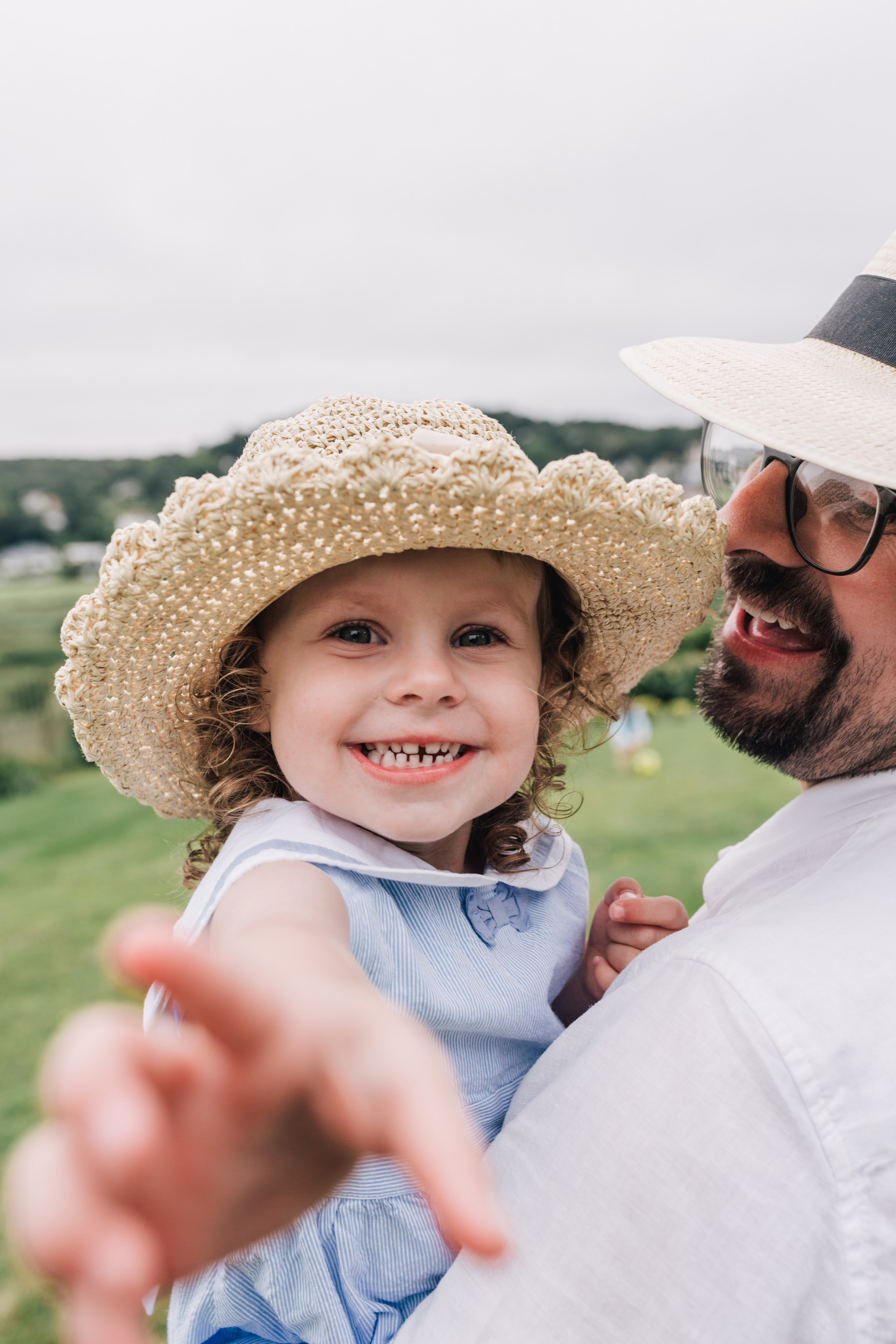 Big family photoshoot in Dieppe. Photographer Rouen, France