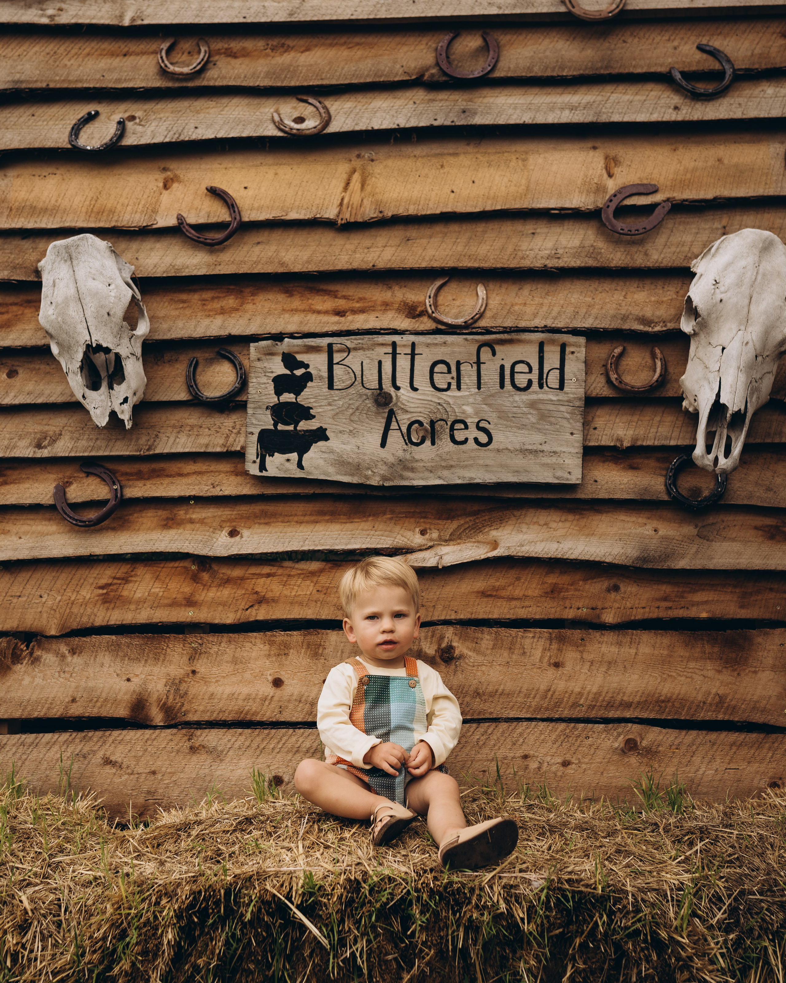 Lev. Calgary Wedding & Lifestyle Photographer — Yevhen Polishchuk