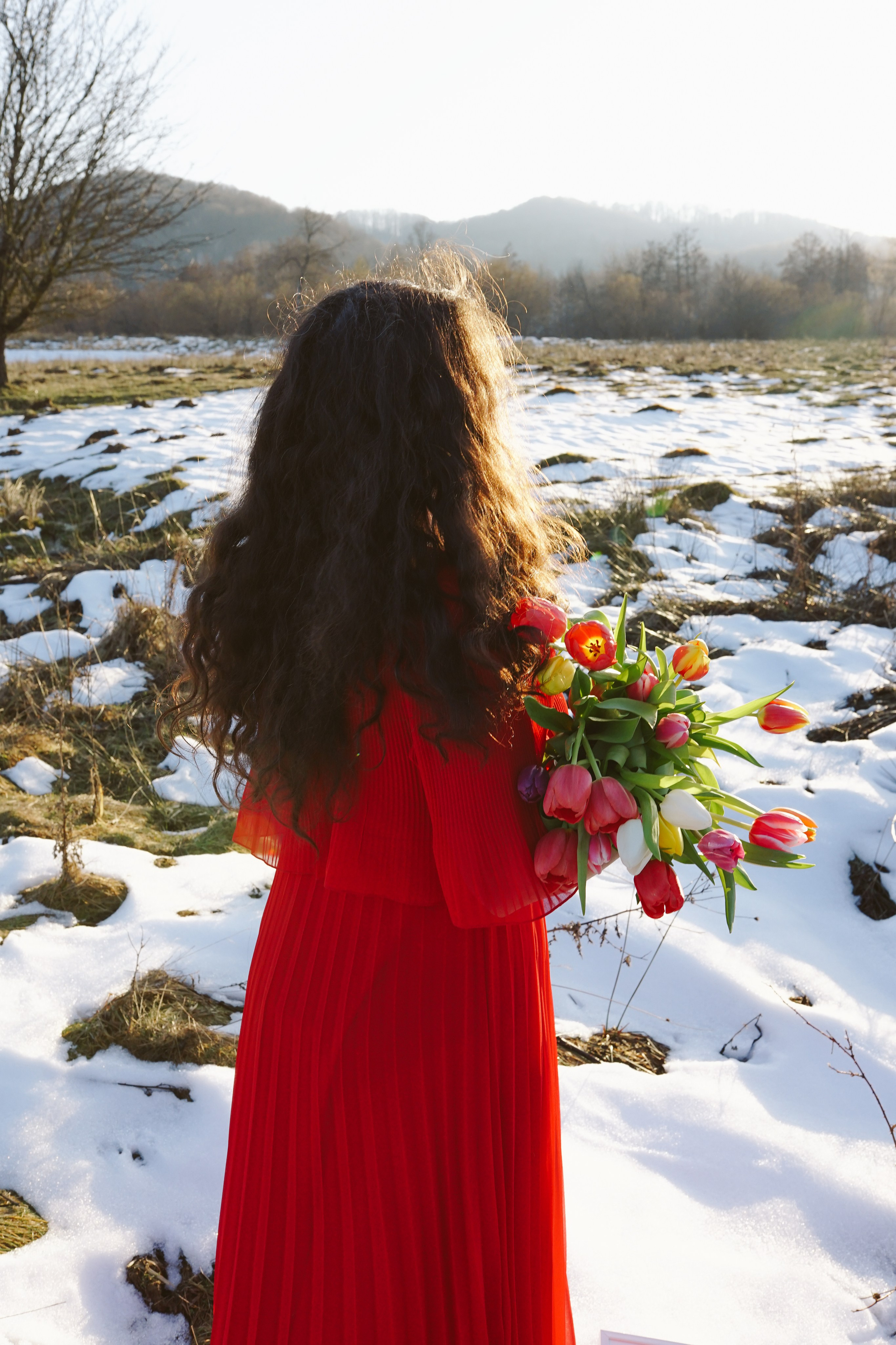 Mărțișorul x Mes Amis: O Poveste de Primăvară | Mădălina Beda. Madalina Beda- Artist vizual, fotograf, doula la nastere, consultant babywearing Brasov si in toata tara