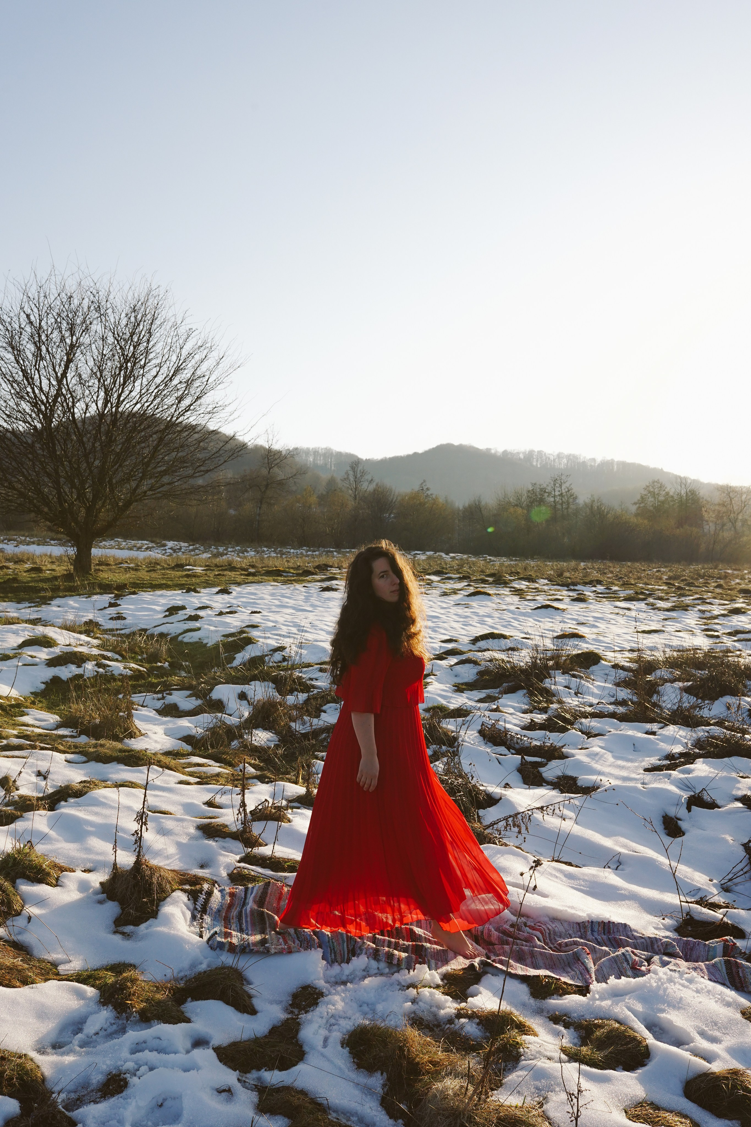 Mărțișorul x Mes Amis: O Poveste de Primăvară | Mădălina Beda. Madalina Beda- Artist vizual, fotograf, doula la nastere, consultant babywearing Brasov si in toata tara