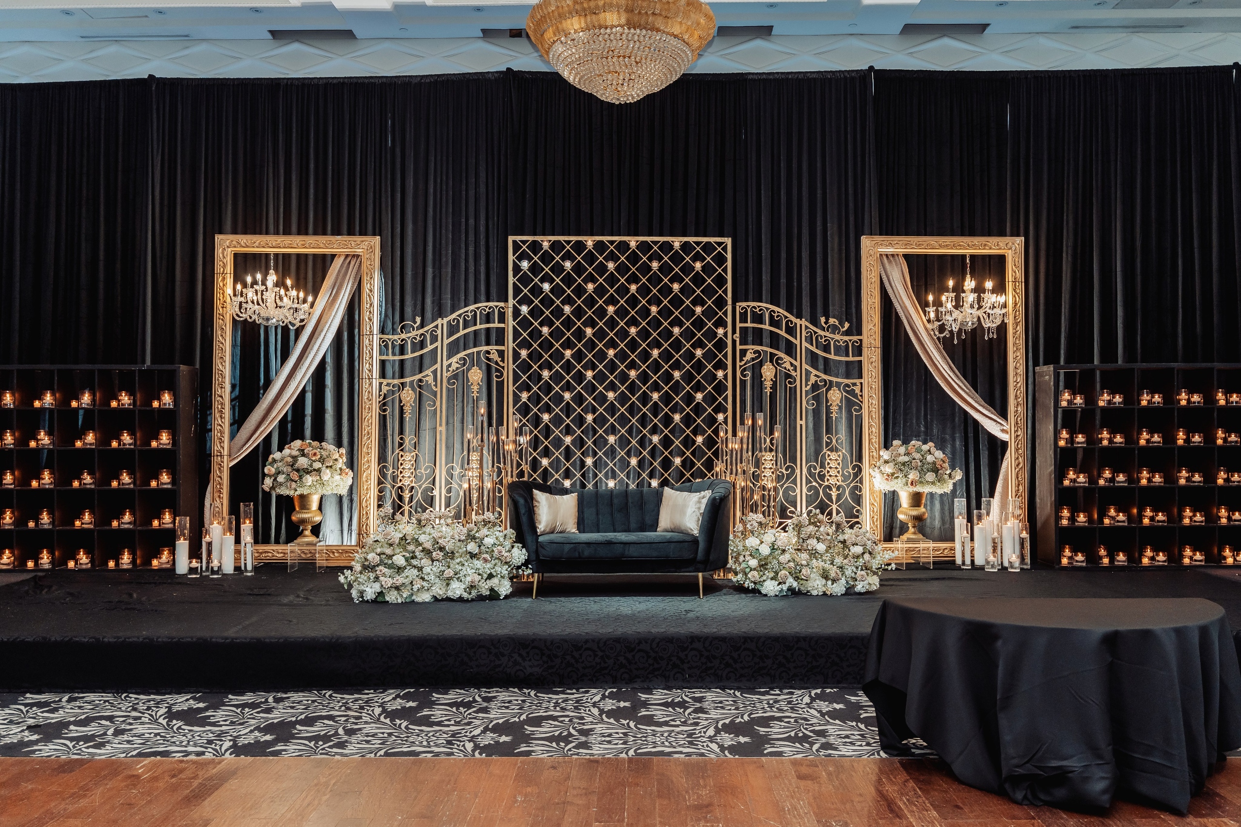 Darshil & Shailja. Wedding Photographer & Cinematographer studios