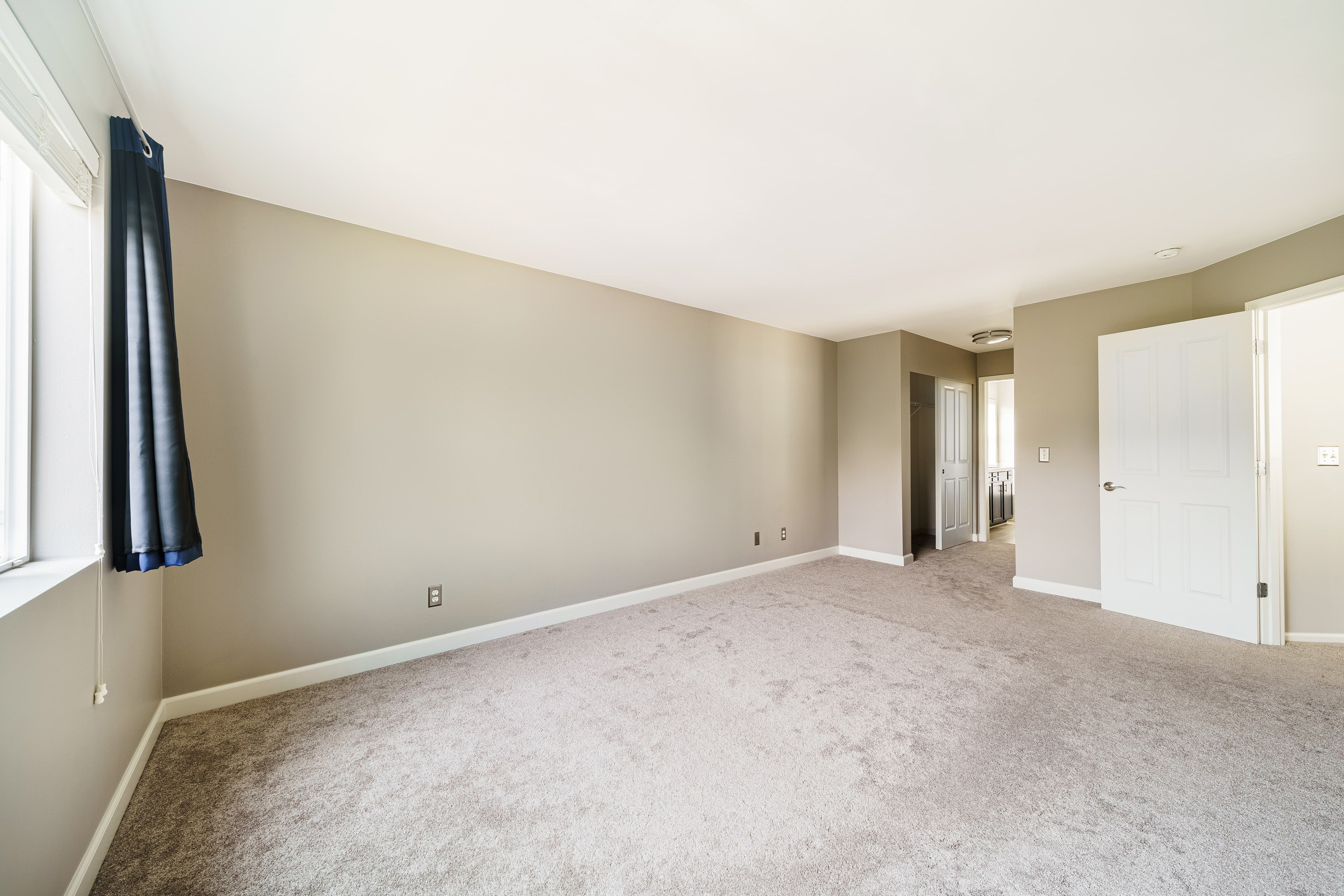 Real Estate photography. Washington state. EVAN ARISTOV WEDDING PHOTOGRAPHY — Seattle Wedding Photographer