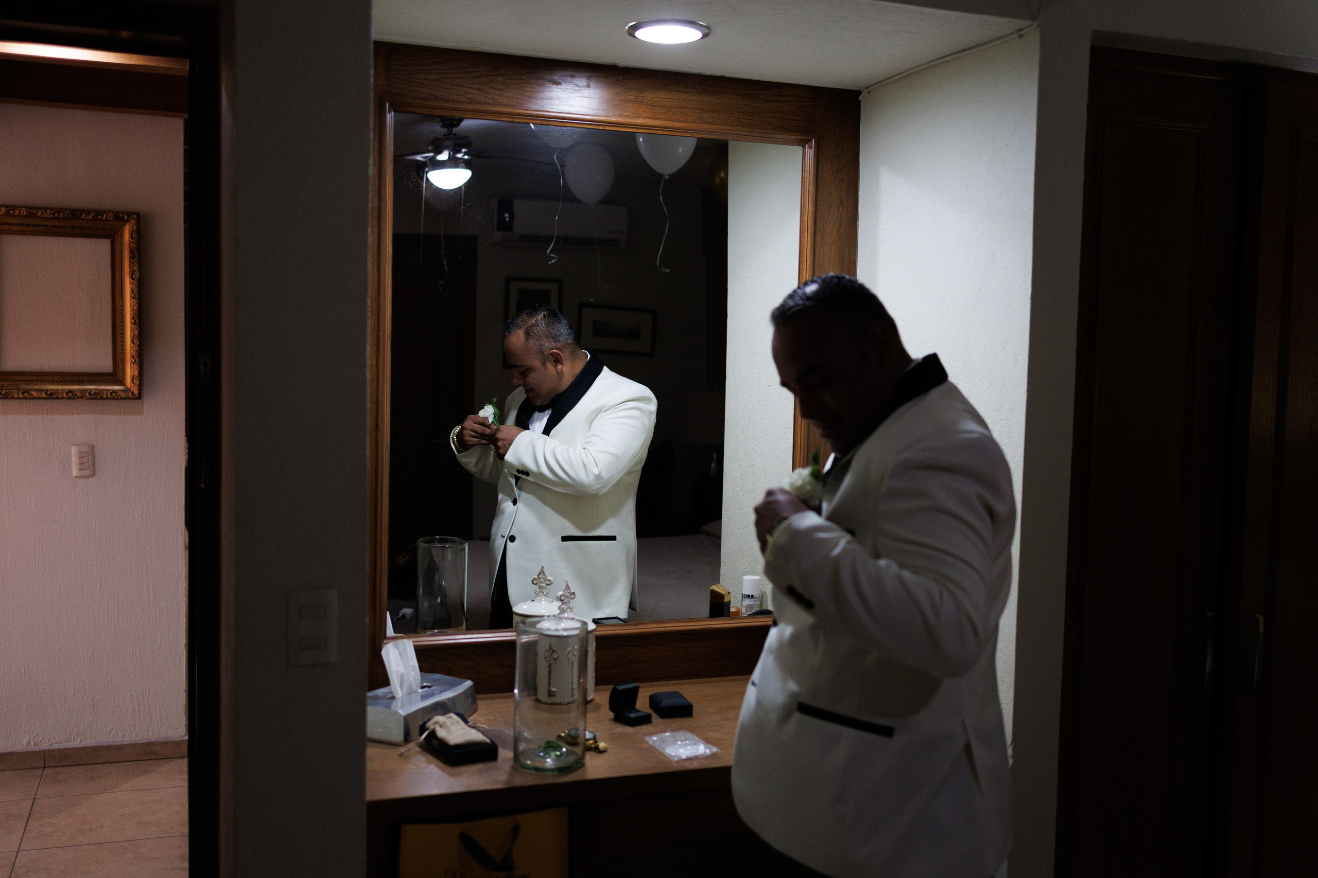 Alejandra y Salvador. Principal