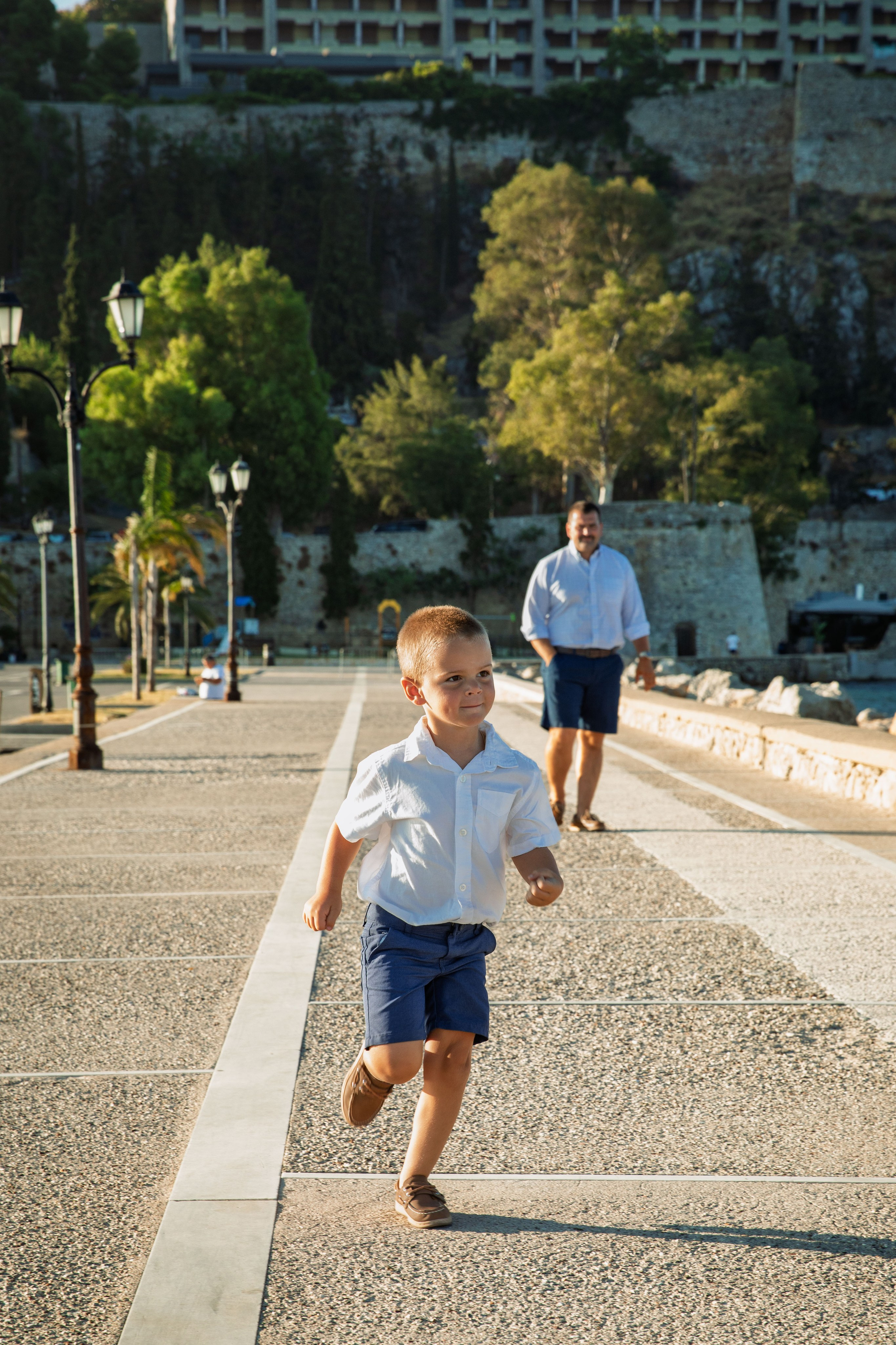 Family Kordalis (USA - Greece). Photographer Anya Khasapi. Nafplio, Greece