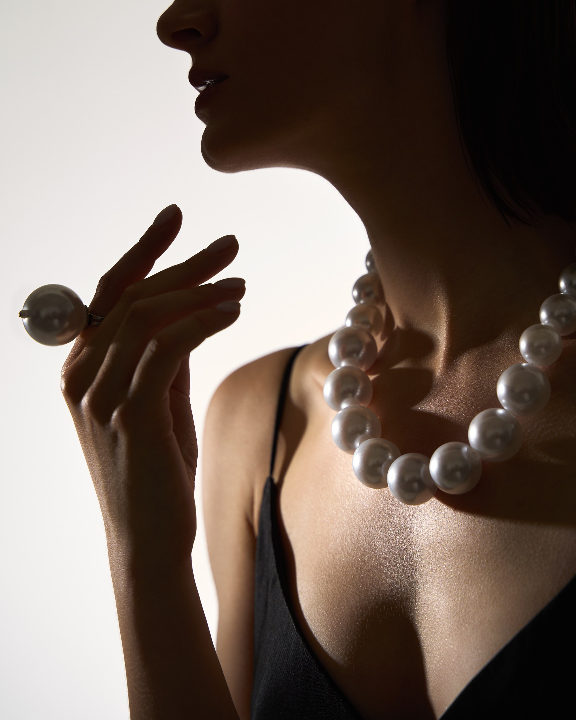 ACCESSORIES. Fashion and advertising photographer Alina Mikhalkovich Dubai