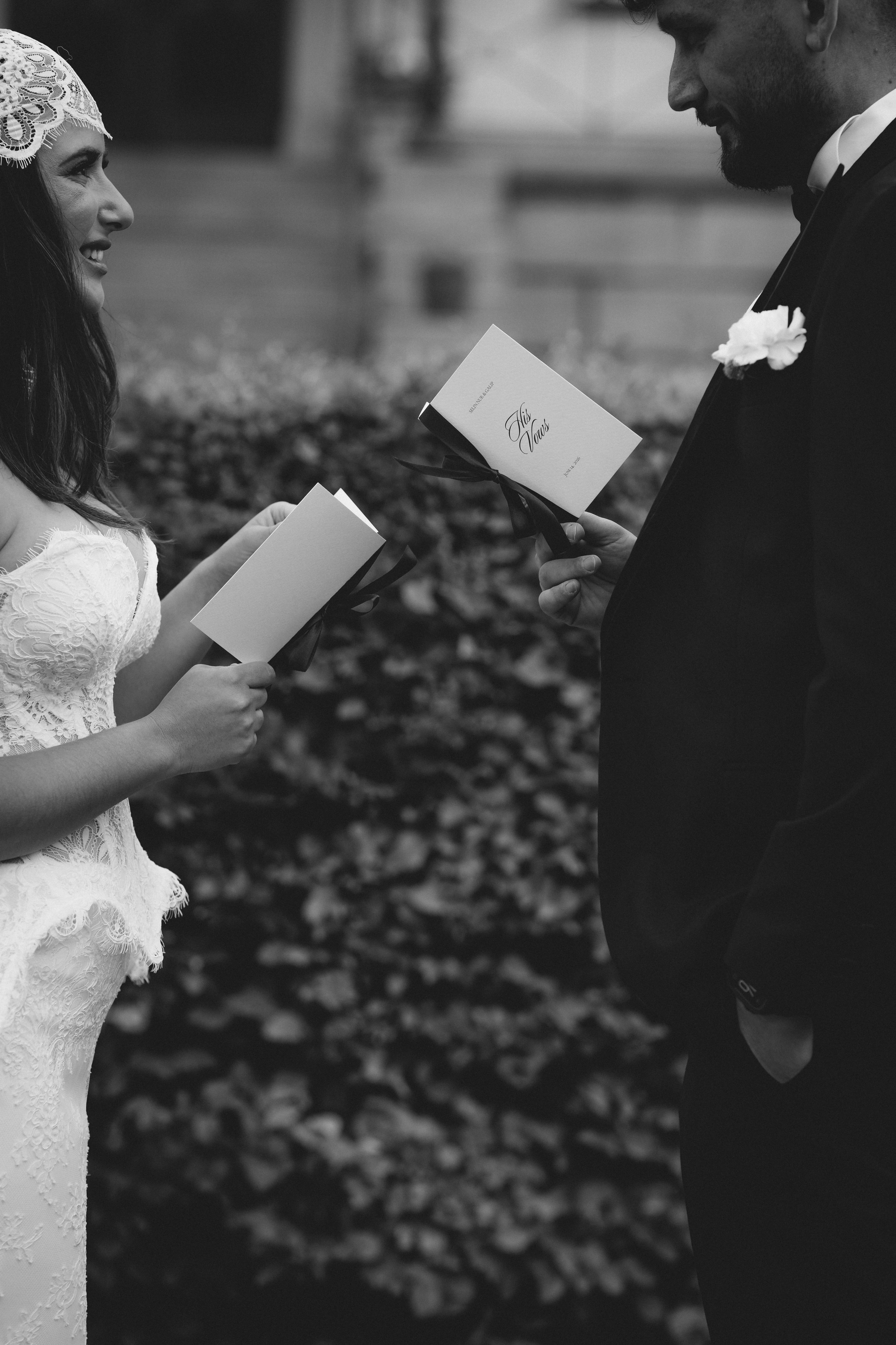 POURNÉA - EDITORIAL WEDDING PHOTOGRAPHY