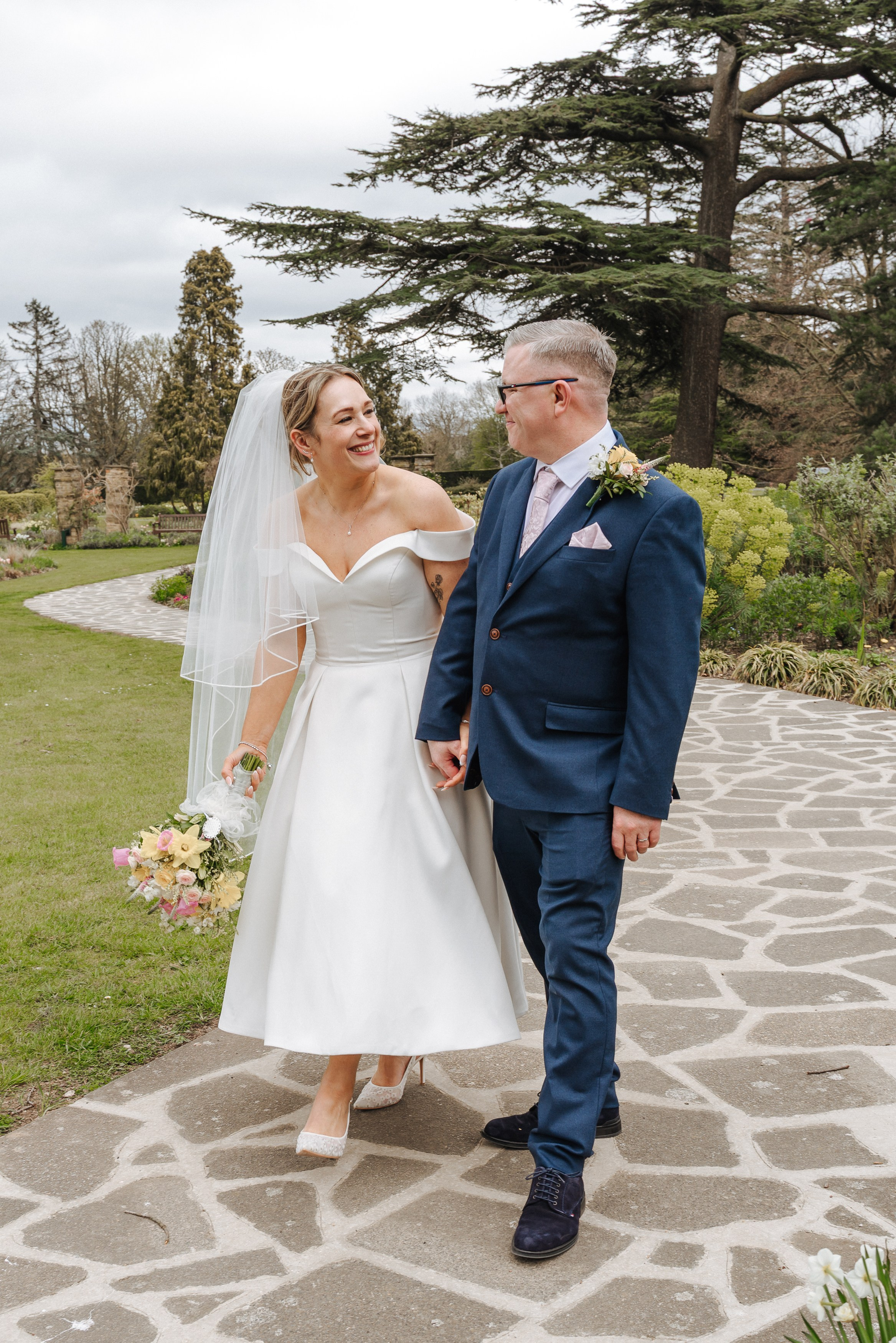 Luke and Nicola’s wedding at Danson House. Photographer in England Ekaterina Romanova
