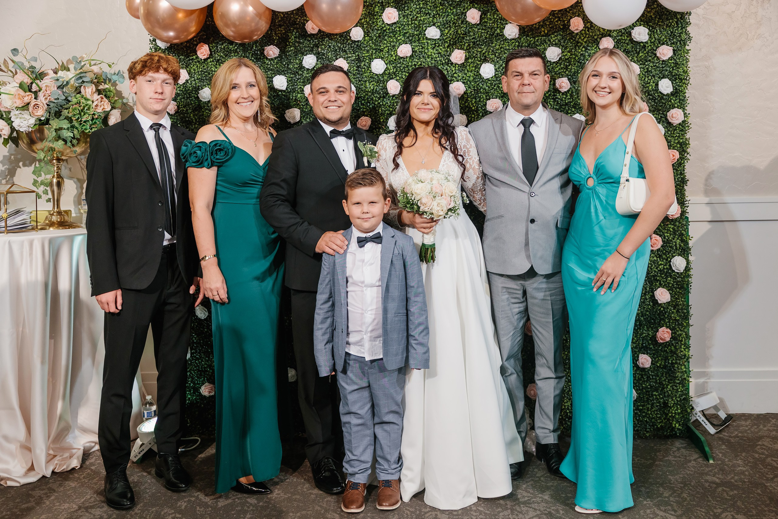 31.08.2024 Wedding. Wedding family event photographer in Chicago Nick Yushevich