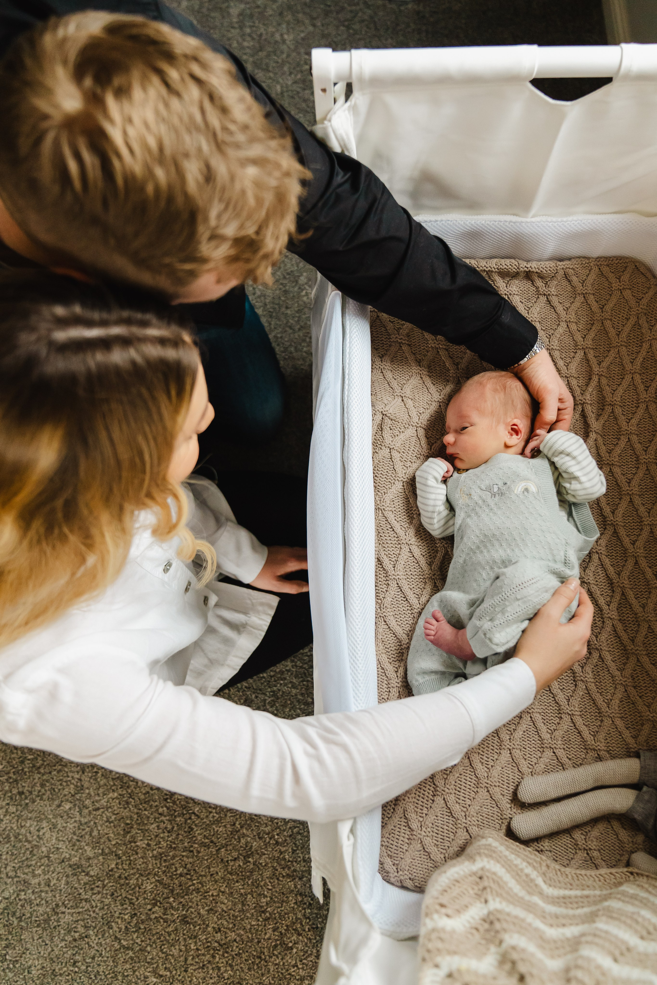 Newborn in-home photo session. Newcastle Upon Tyne Photographer Yana Balatskaya