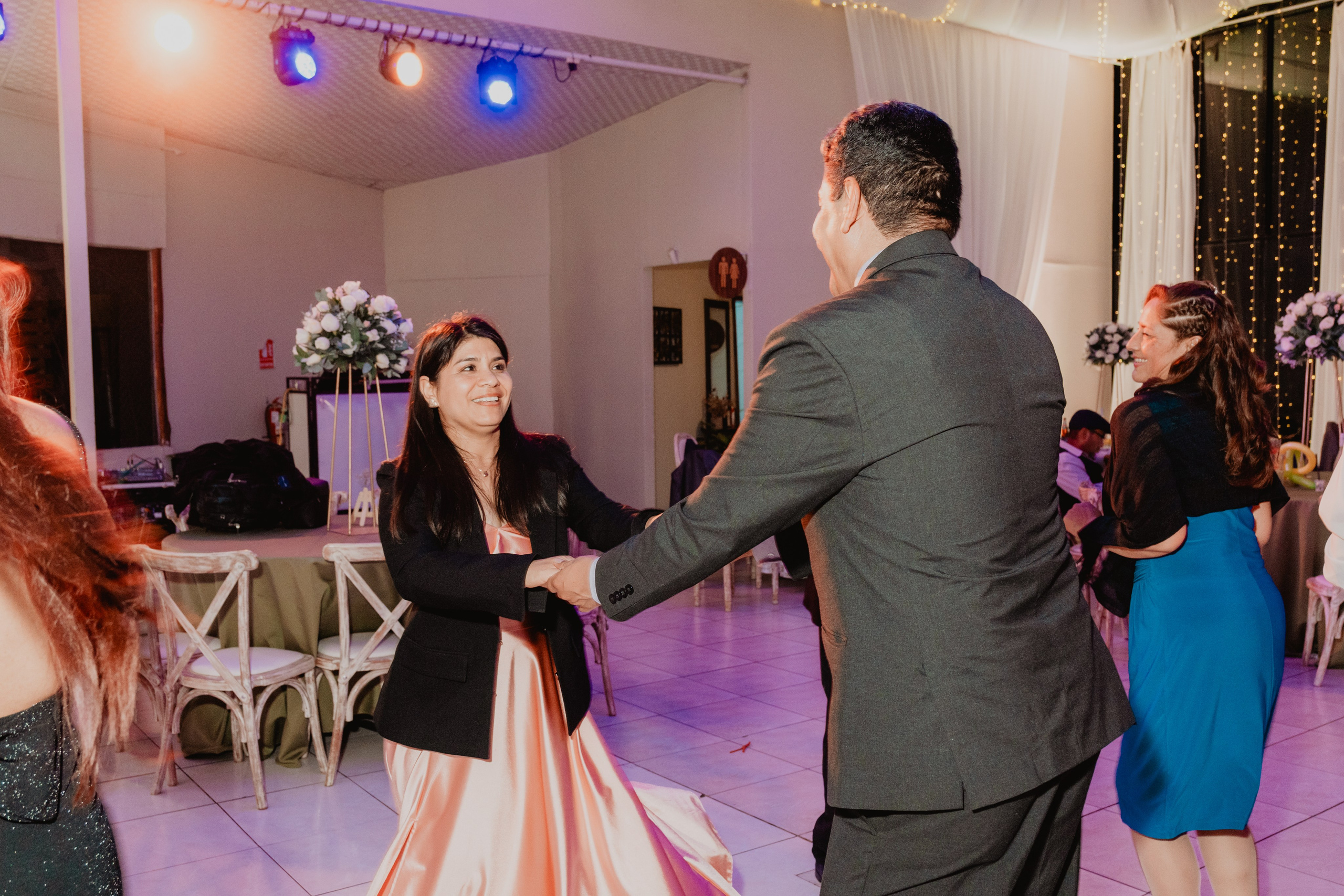 FERNANDO + MARIBEL | BODA RELIGIOSA. Studio KVTA | Fotografía y Video de Bodas en Arequipa