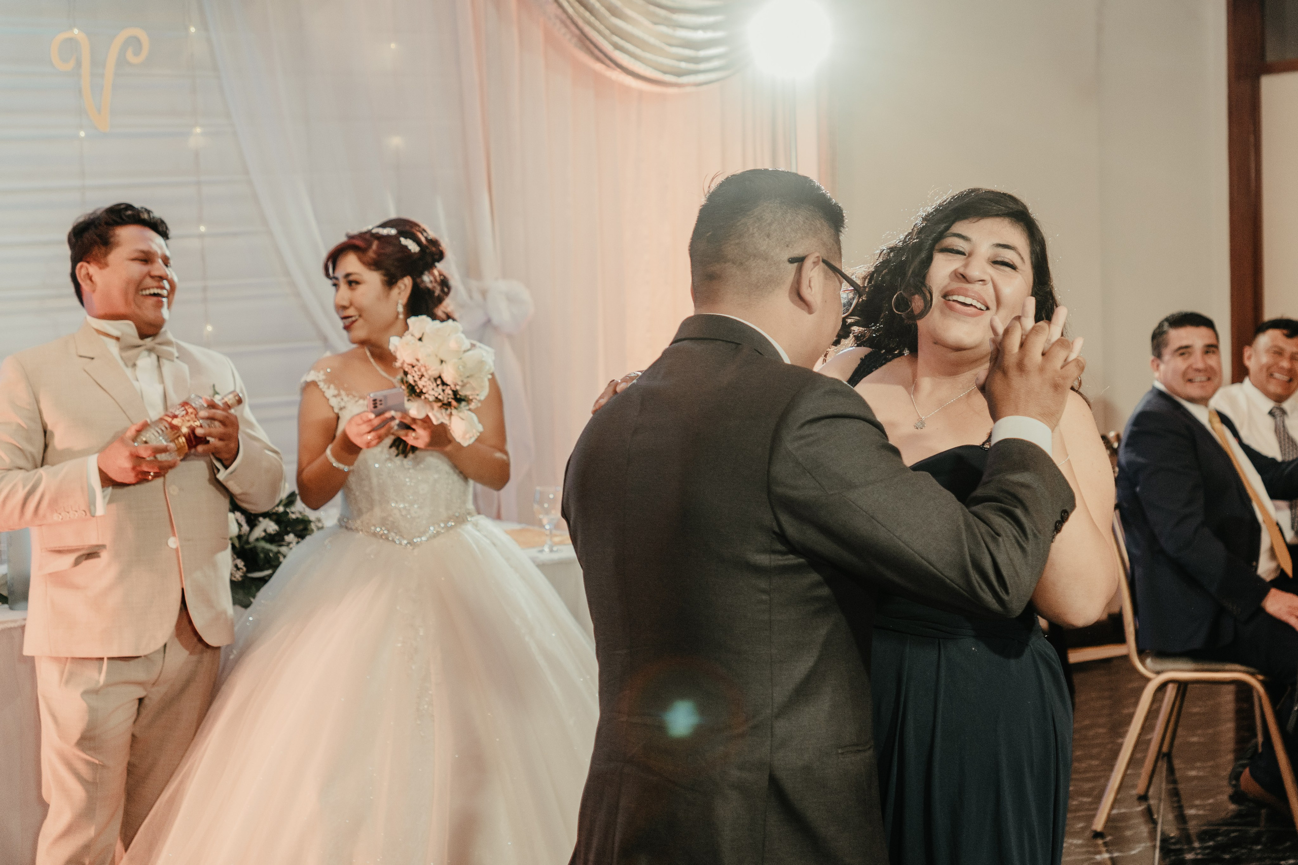 VANESSA + FRANKLIN BODA RELIGIOSA. Studio KVTA | Fotografía y Video de Bodas en Arequipa