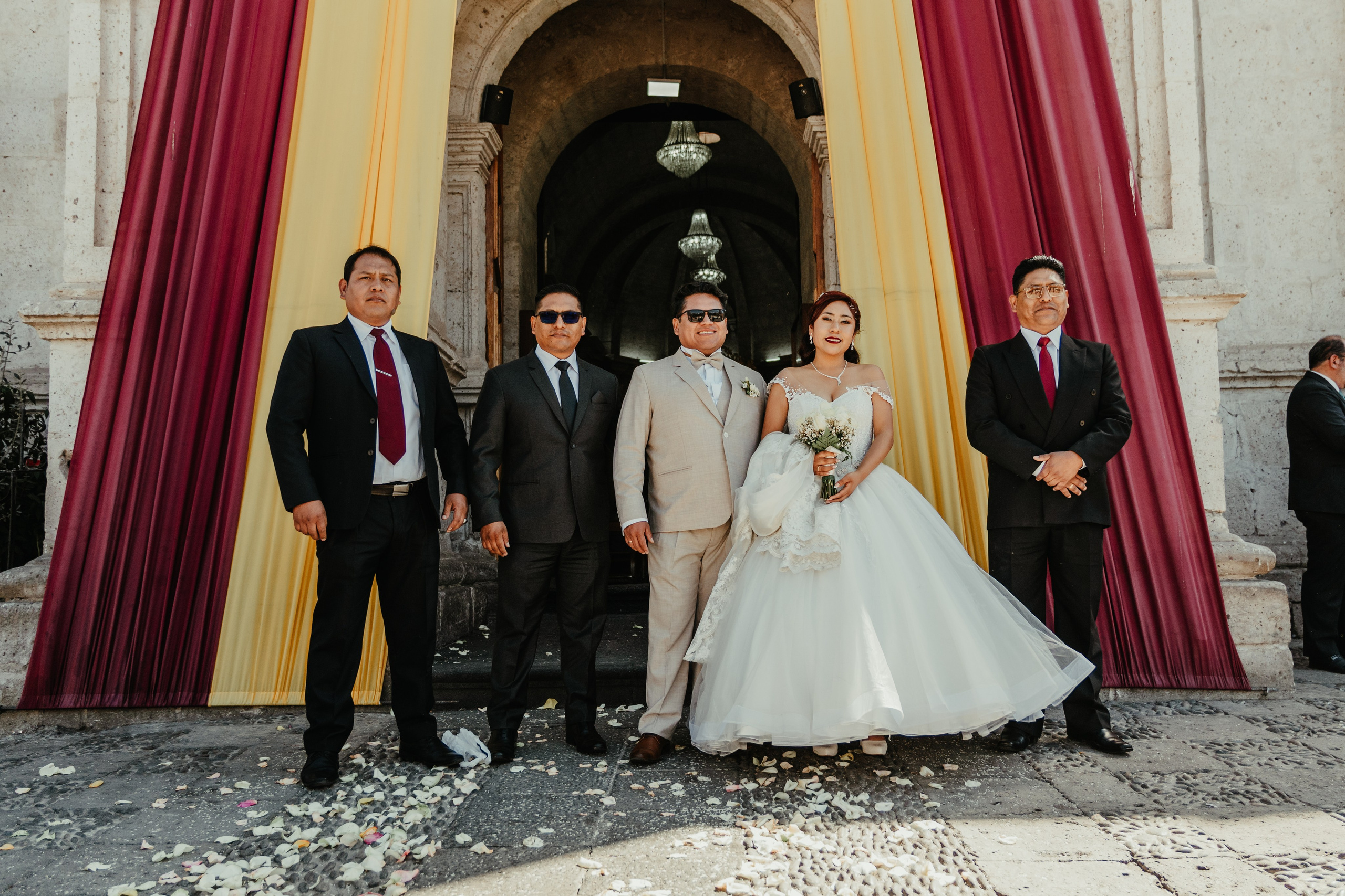 VANESSA + FRANKLIN BODA RELIGIOSA. Studio KVTA | Fotografía y Video de Bodas en Arequipa