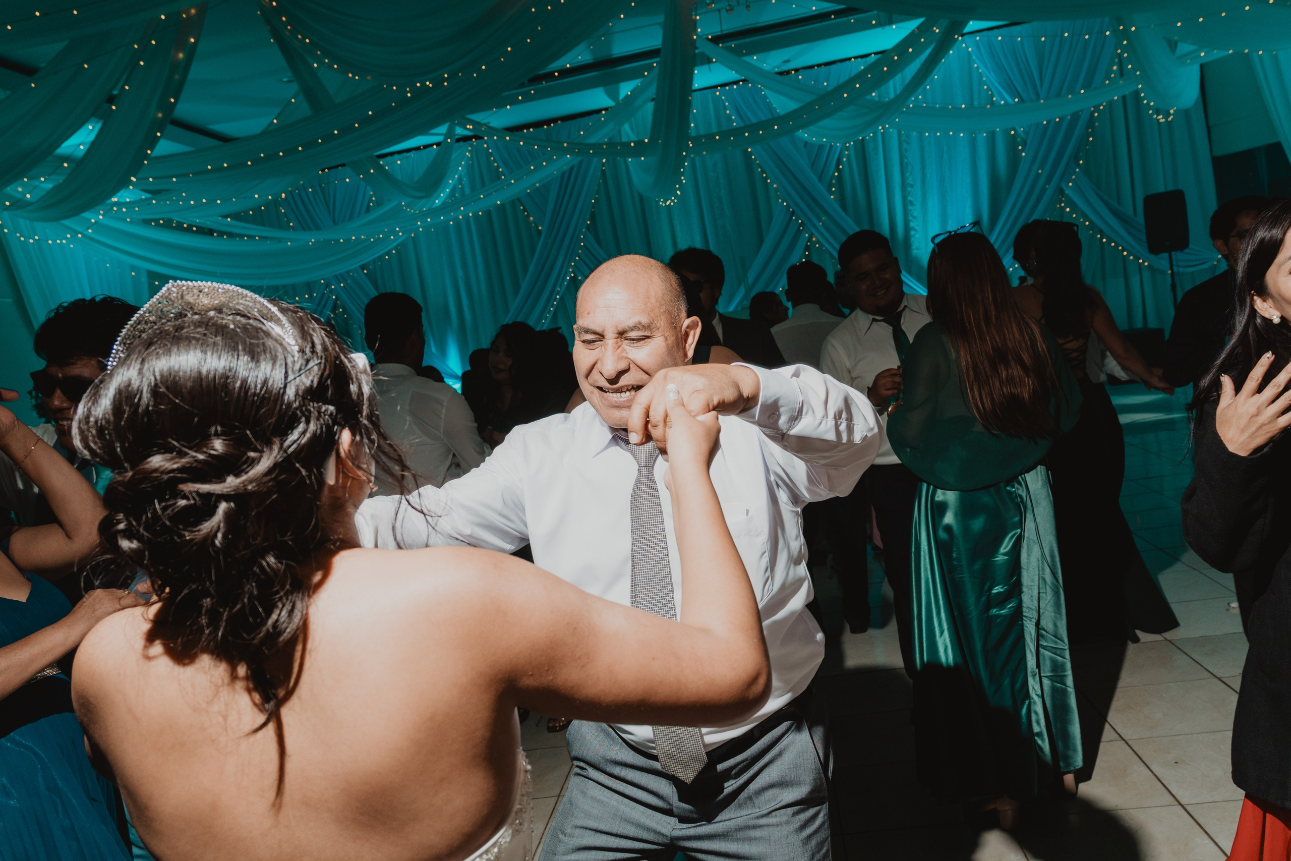 STEISY + EMMANUEL | BODA RELIGIOSA. Studio KVTA | Fotografía y Video de Bodas en Arequipa