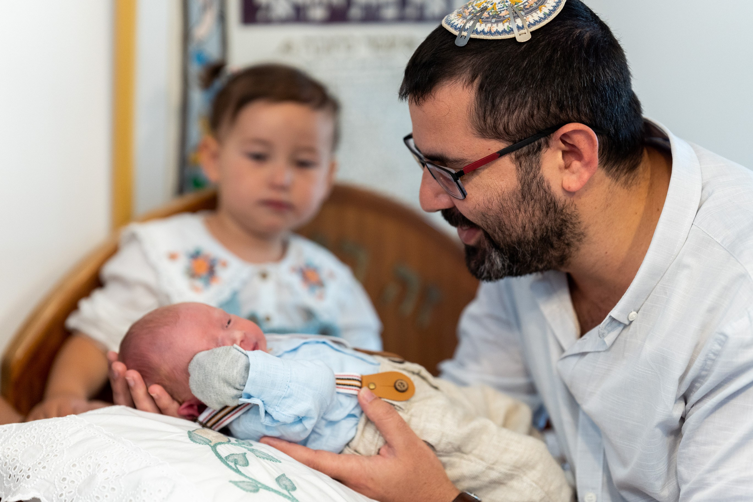 משפחת ברנד. יוסף מזרחי צילום חתונה, ברית וזוגיות. צלם מקצועי שאוהב להוציא אתכם הכי יפים ברגעים הכי מרגשים