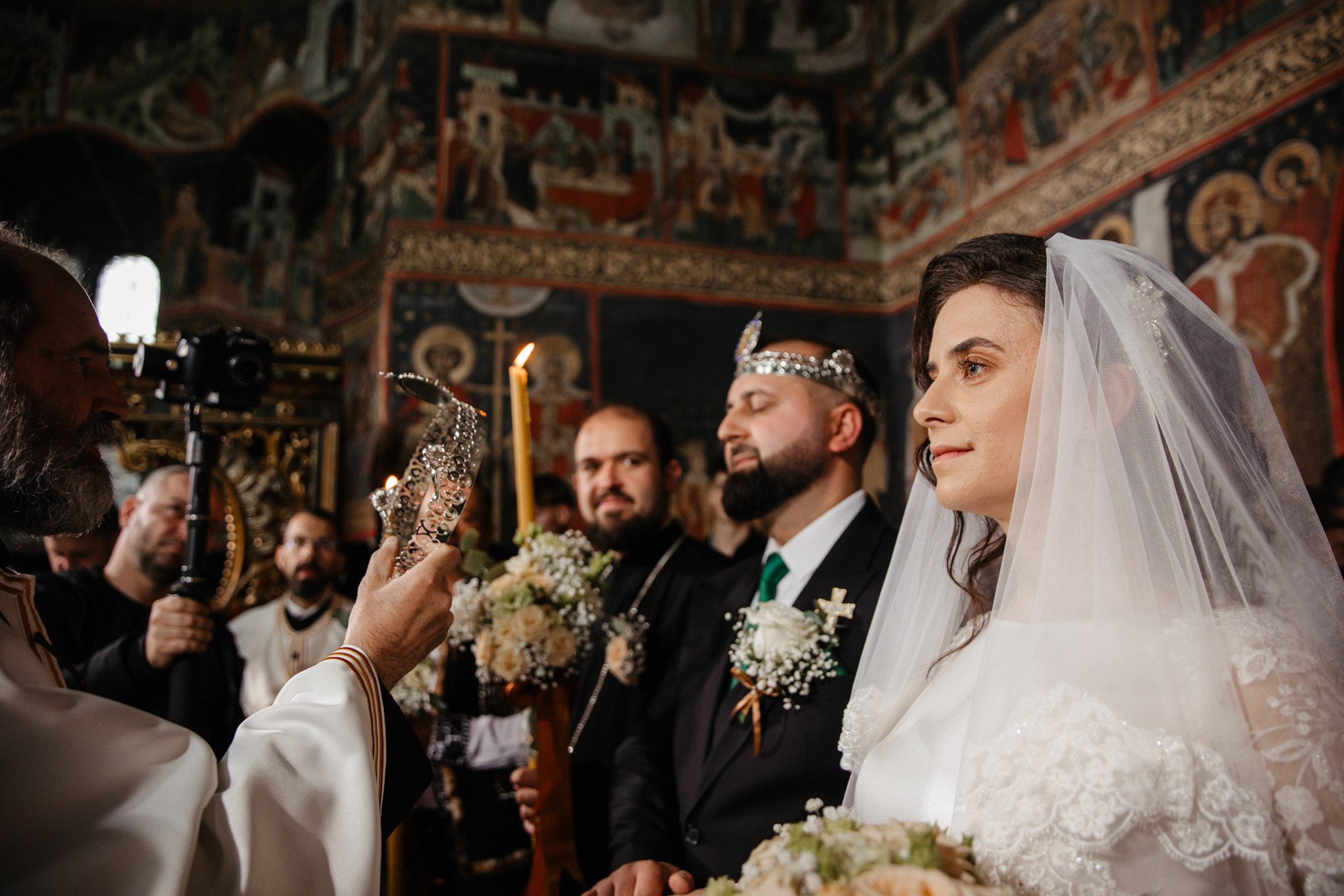 Nunta de Poveste la Sucevița: Cristi și Andreea. Servicii foto-video profesionale, pentru momente de neuitat