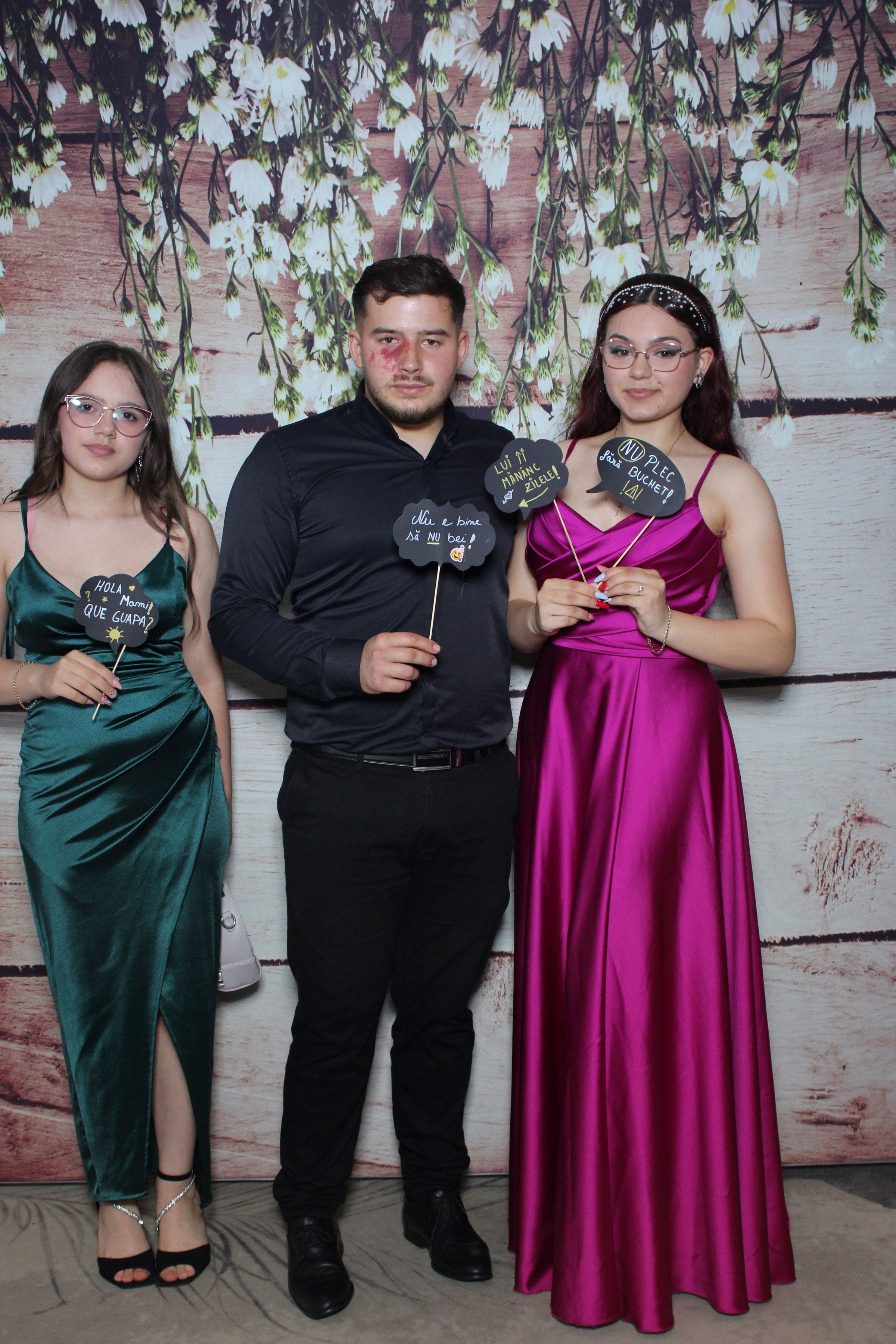 Nunta Denisa & Daniel – Zâmbete și distracție cu Oglinda Amintirilor Suceava