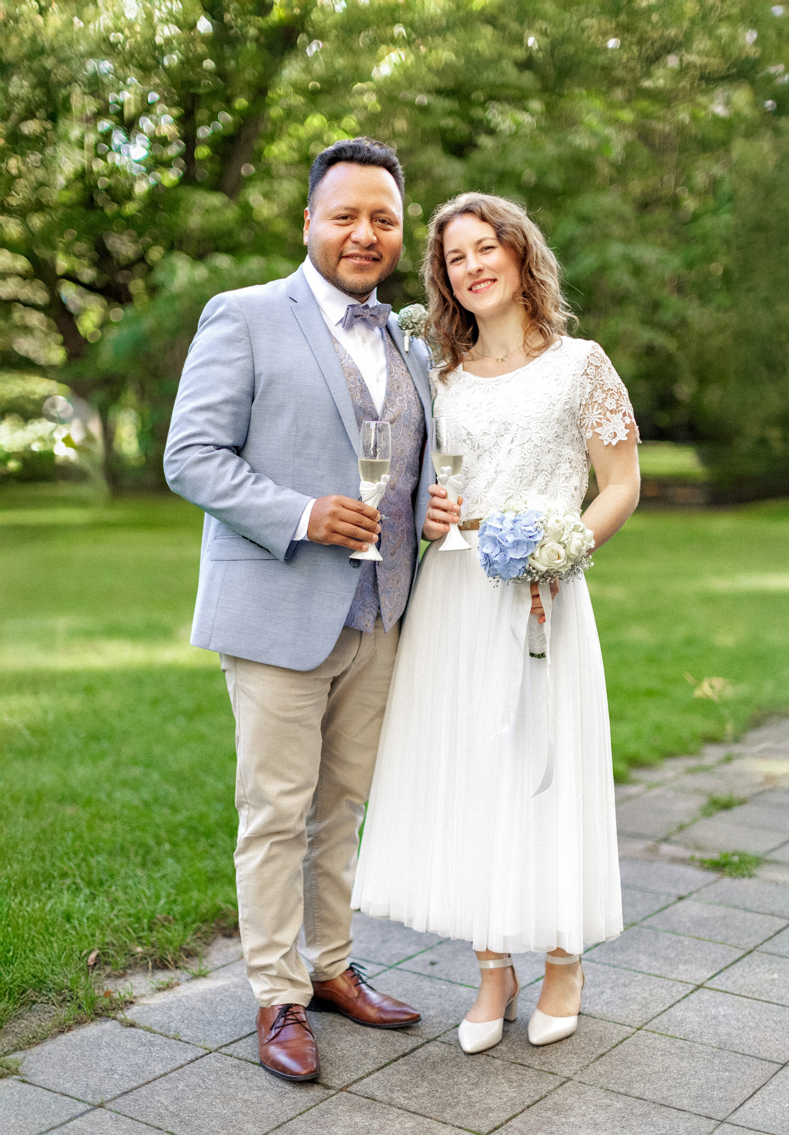 Traumhochzeit im Bobby Reich | Moderne Liebe am Hamburger Alsterufer. Hochzeitsfotograf und Hochzeitsvideograf aus Hamburg | Roka21Film