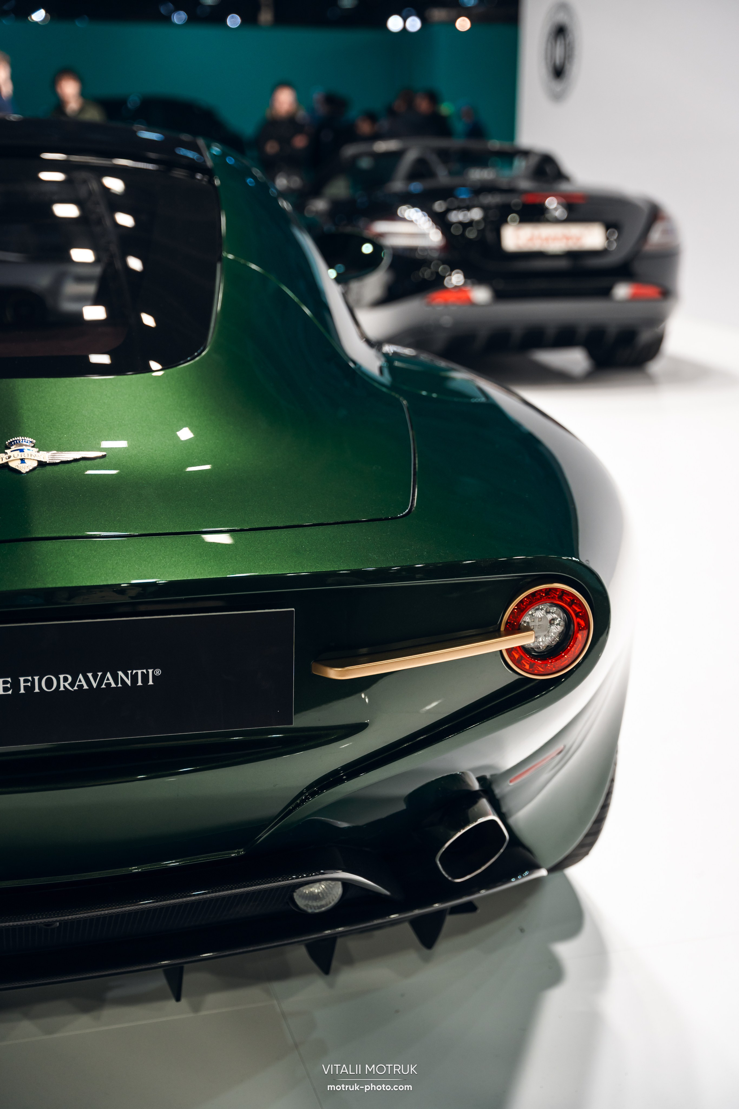 Retromobile 2026. Photographe de voitures à Paris — Vitalii Motruk