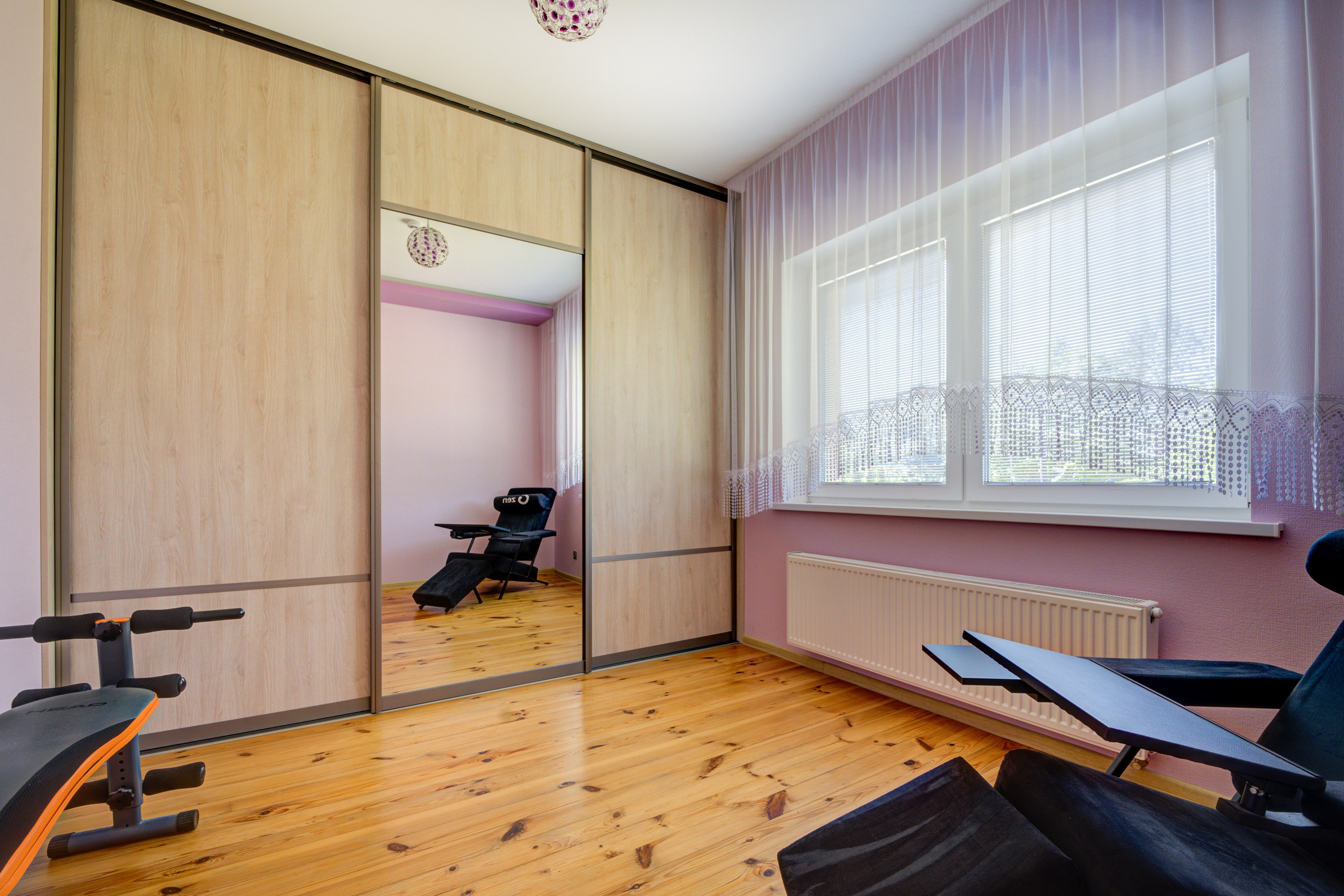 Žudiškių k. Ežero g. 70, Rešes sen. Elina Sapiega fotografė Vilniuje